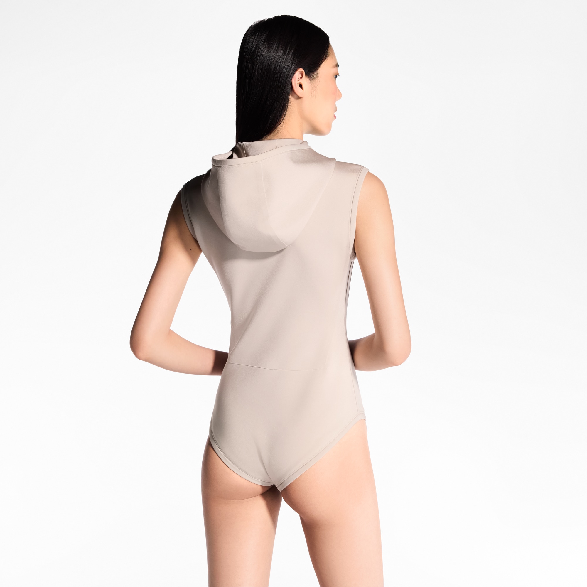  Ready-to-Wear Tops Hooded Technical Jersey Body | Louis Vuitton ® (Product zoom)