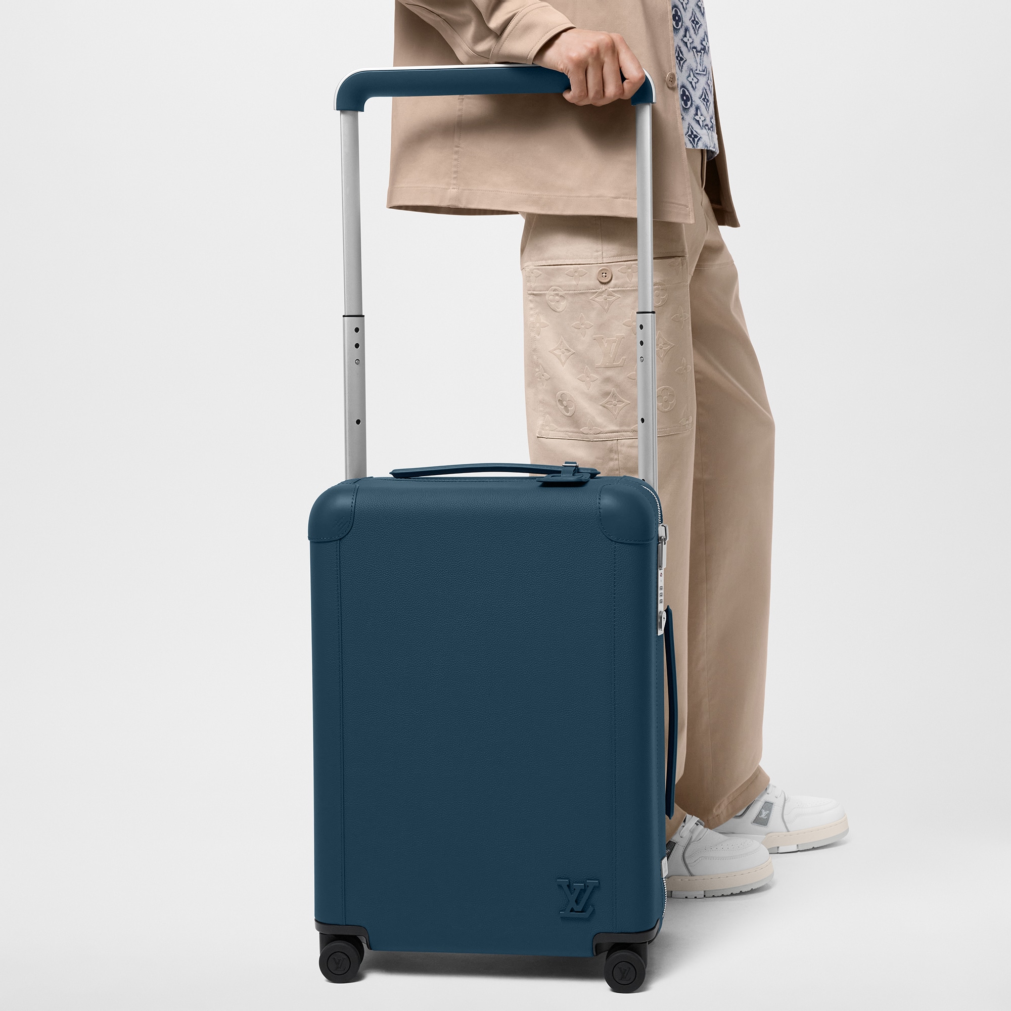 LV Aerogram Travel Rolling Luggage Horizon 55 | Louis Vuitton ® (Product zoom)
