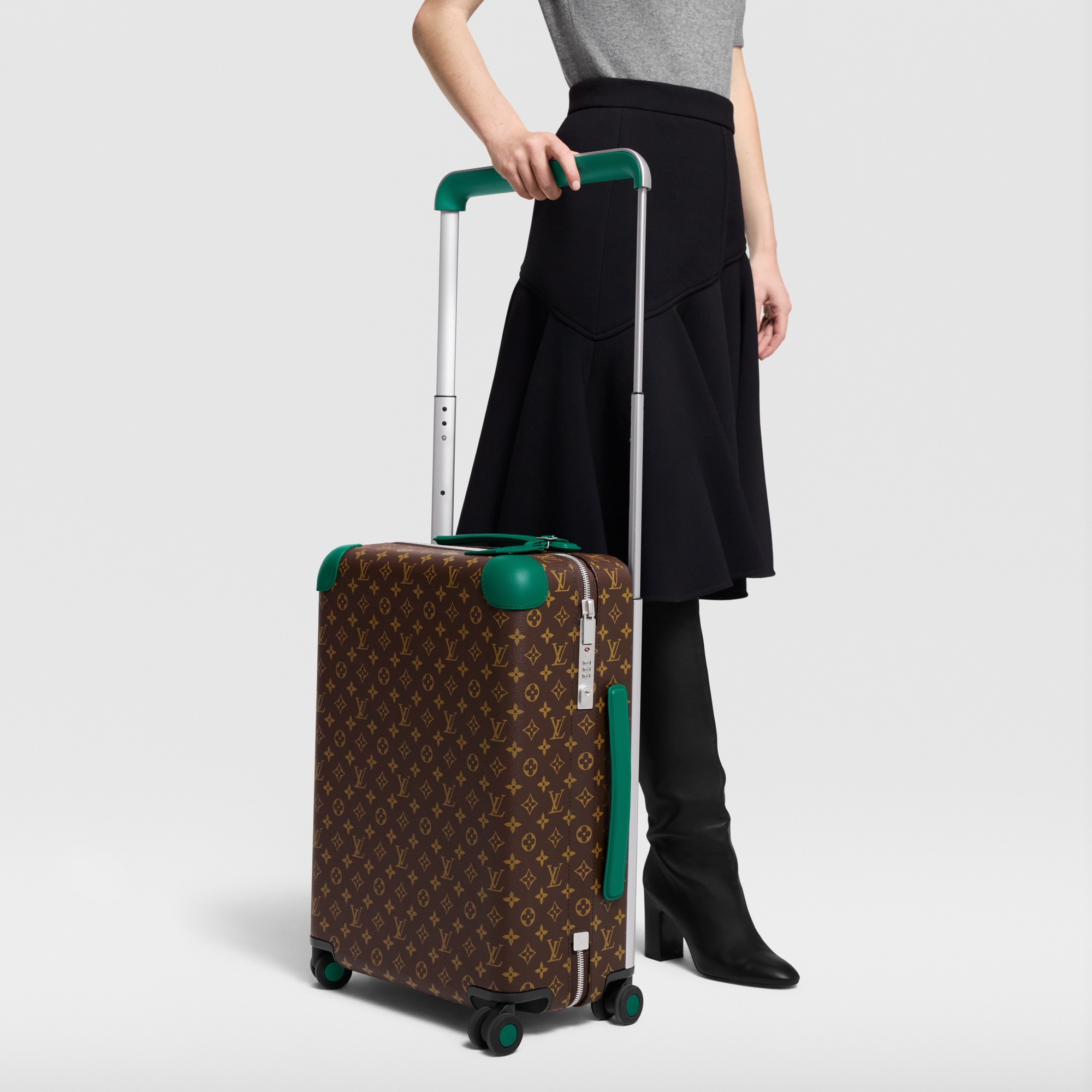 G73 Travel Rolling Luggage Horizon 55 | Louis Vuitton ® (Product zoom)