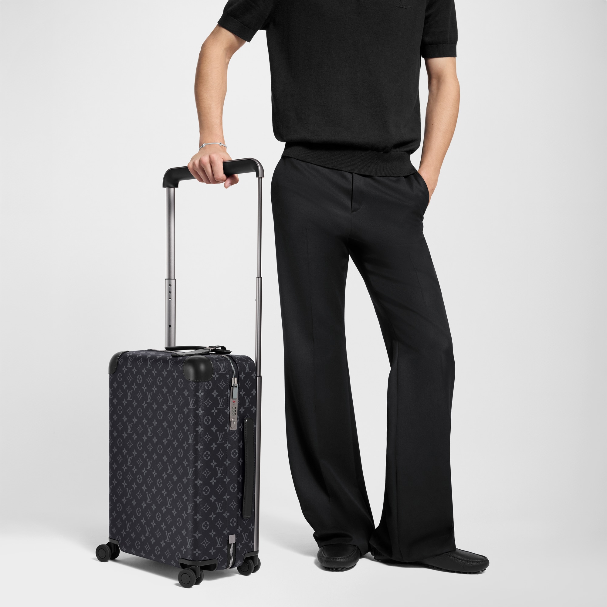 Monogram Eclipse Canvas Travel Rolling Luggage Horizon 55 | Louis Vuitton ® (Product zoom)