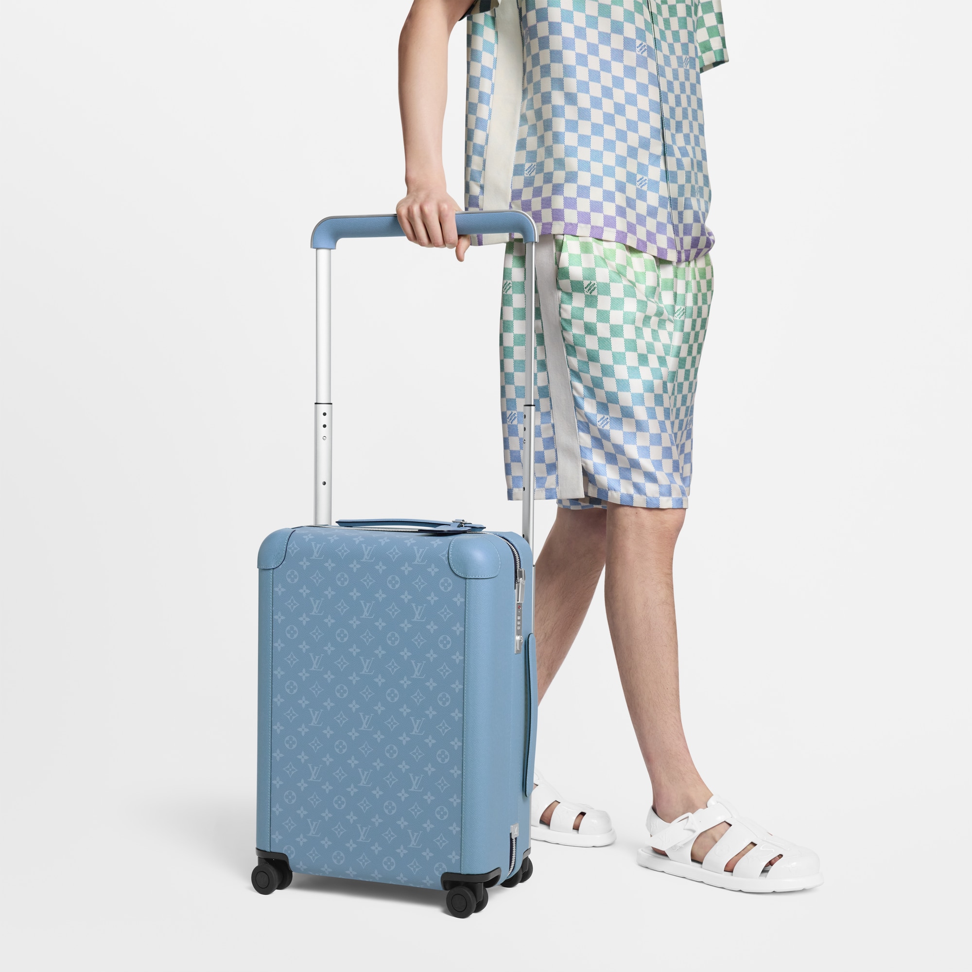 Taigarama Travel Rolling Luggage Horizon 55 | Louis Vuitton ® (Product zoom)