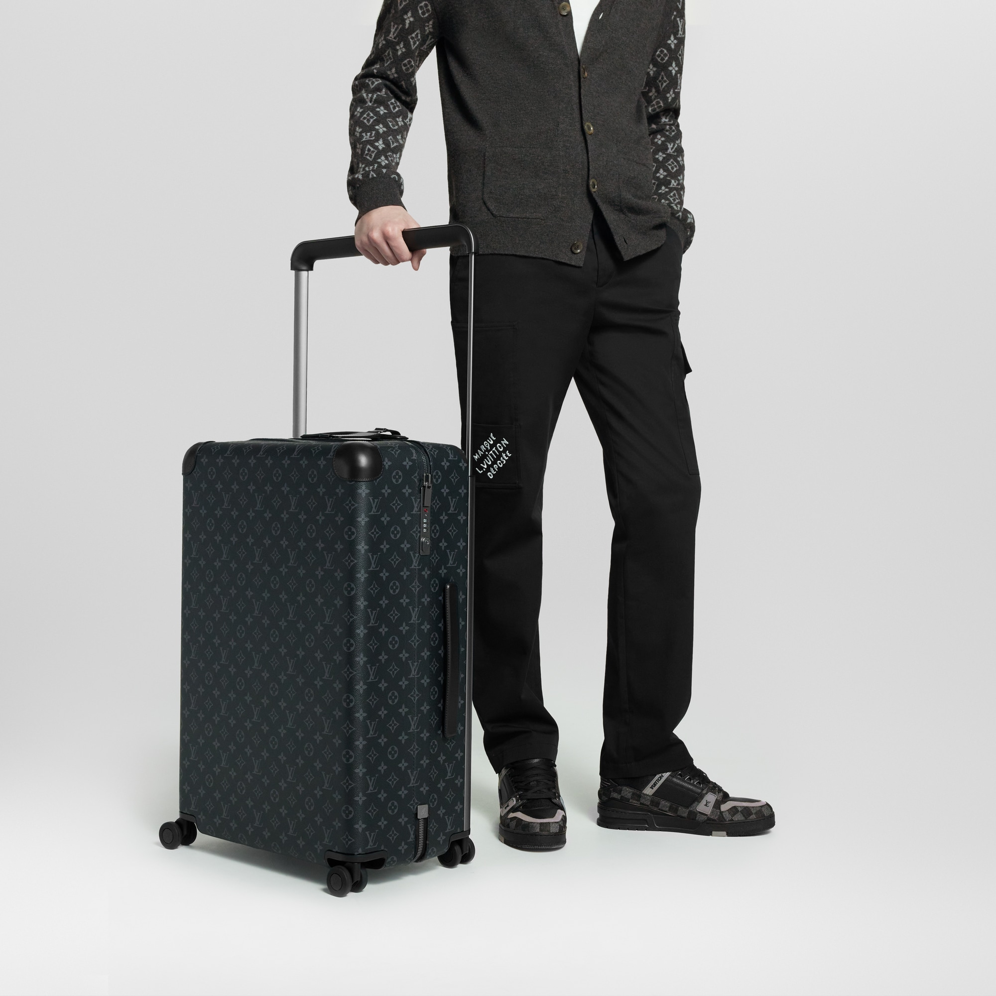Monogram Eclipse Canvas Travel Rolling Luggage Horizon 70 | Louis Vuitton ® (Product zoom)