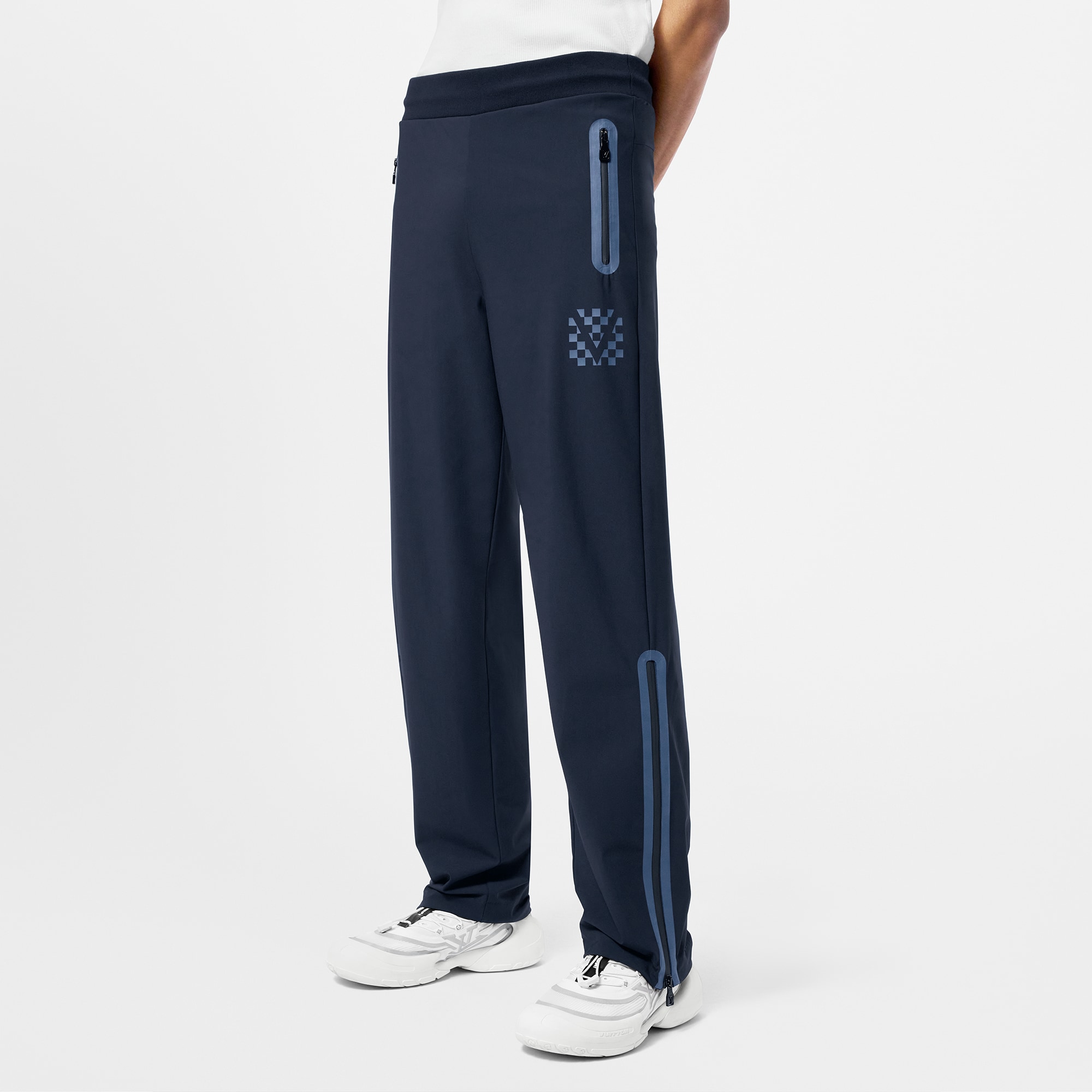  Ready-to-Wear All Ready-to-Wear Hybrid Technical Elasticated Pants | Louis Vuitton ® (Product zoom)