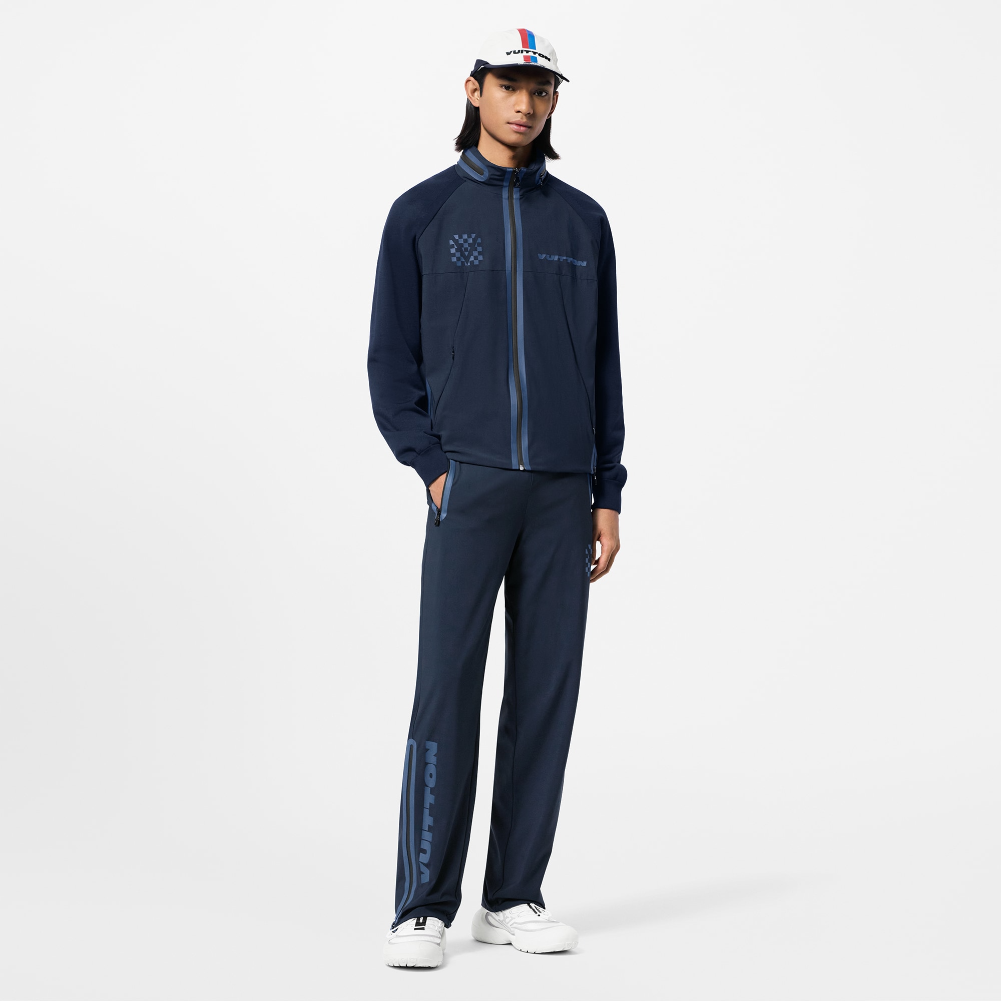  Ready-to-Wear All Ready-to-Wear Hybrid Technical Elasticated Pants | Louis Vuitton ® (Product zoom)