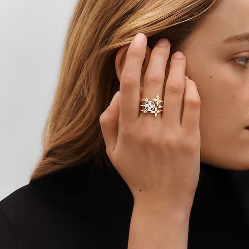 Categories All Fine Jewelry Idylle Blossom ring, 3 golds and diamonds | Louis Vuitton ® (Product zoom)