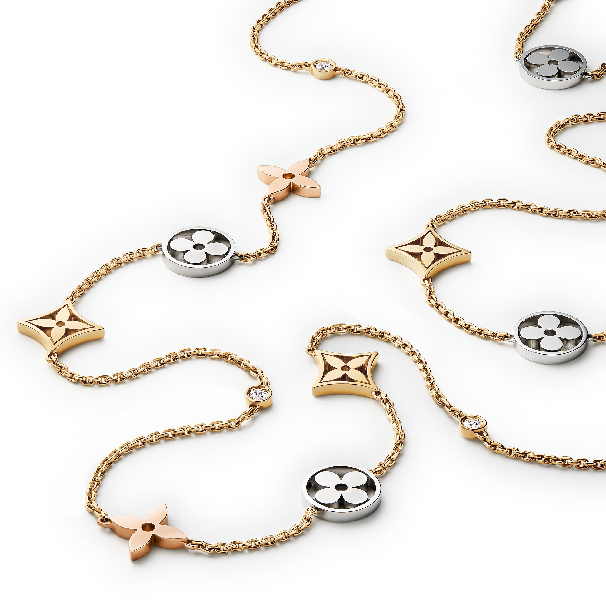 Idylle Blossom sautoir, 3 golds and diamonds