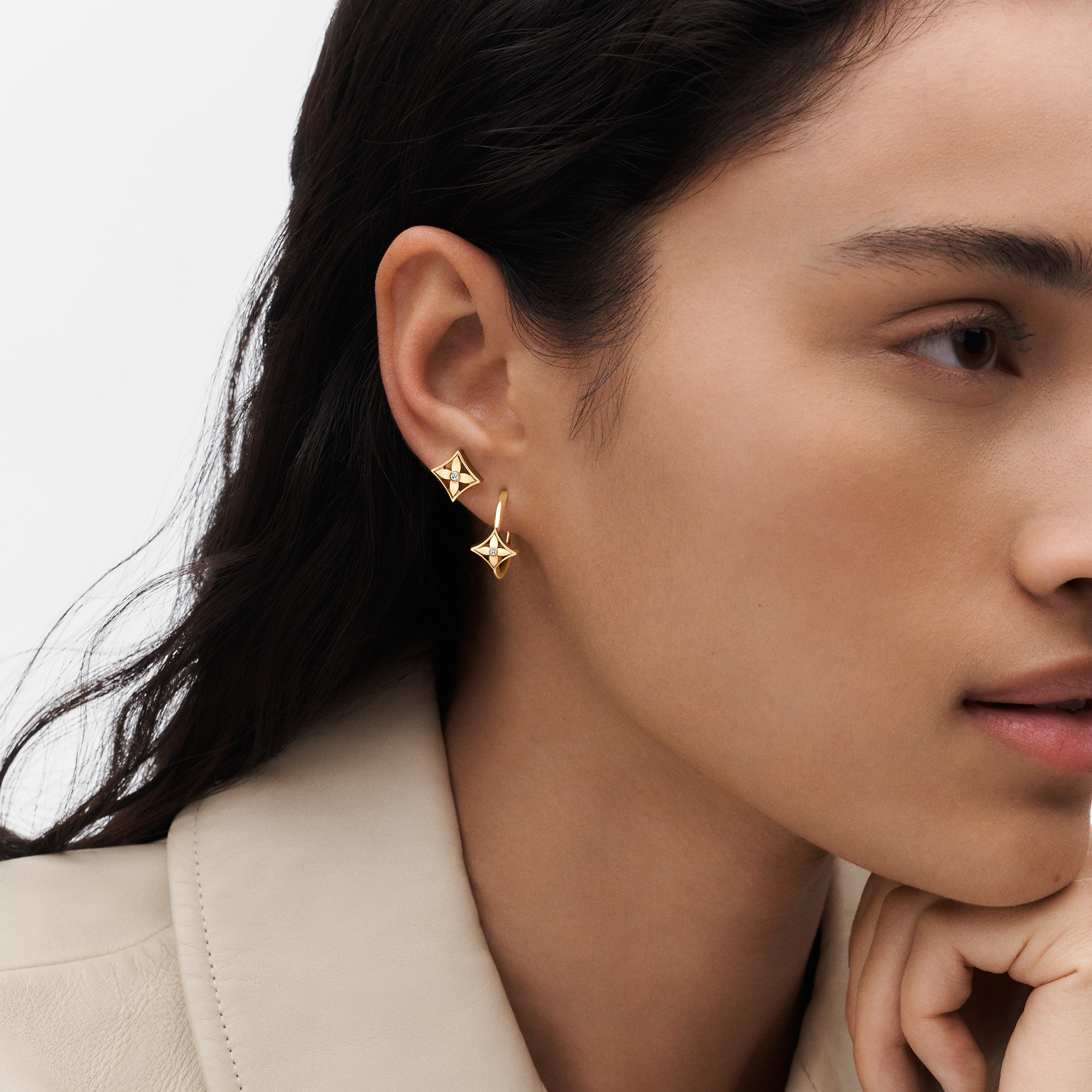 Idylle Blossom Small Hoop, Yellow Gold And Diamond - Per Unit