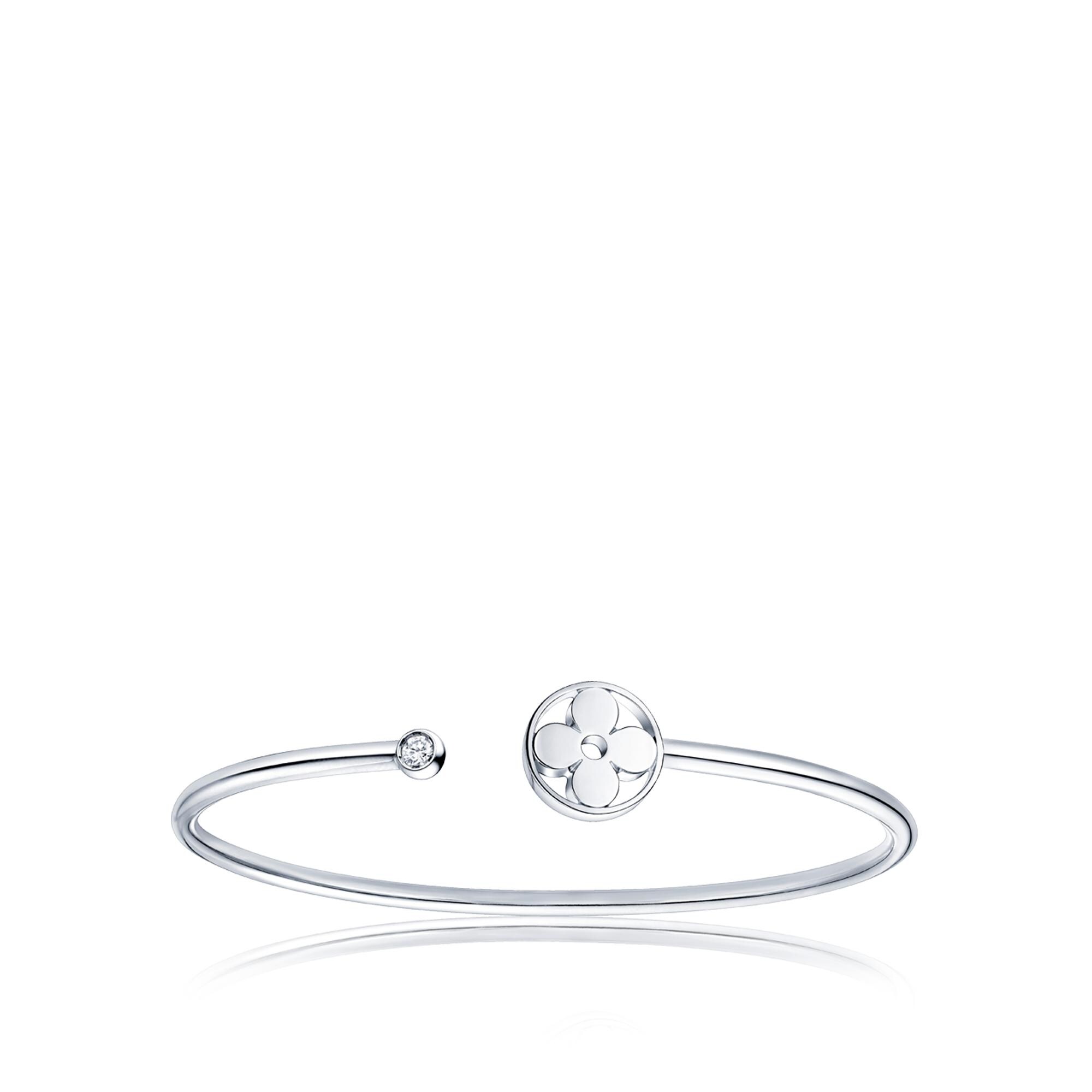  Categories All Fine Jewelry Idylle Blossom Twist Bracelet, White Gold | Louis Vuitton ® (Product zoom)