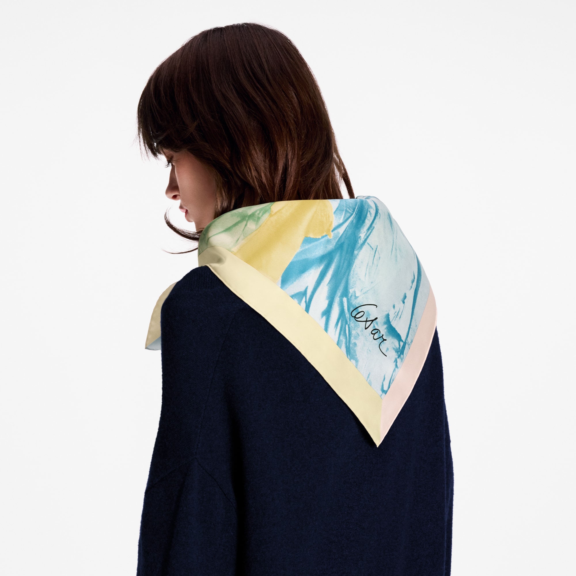 S00 Accessories Silk Squares and Bandeaus  Impressions Mélées Square 90 | Louis Vuitton ® (Product zoom)