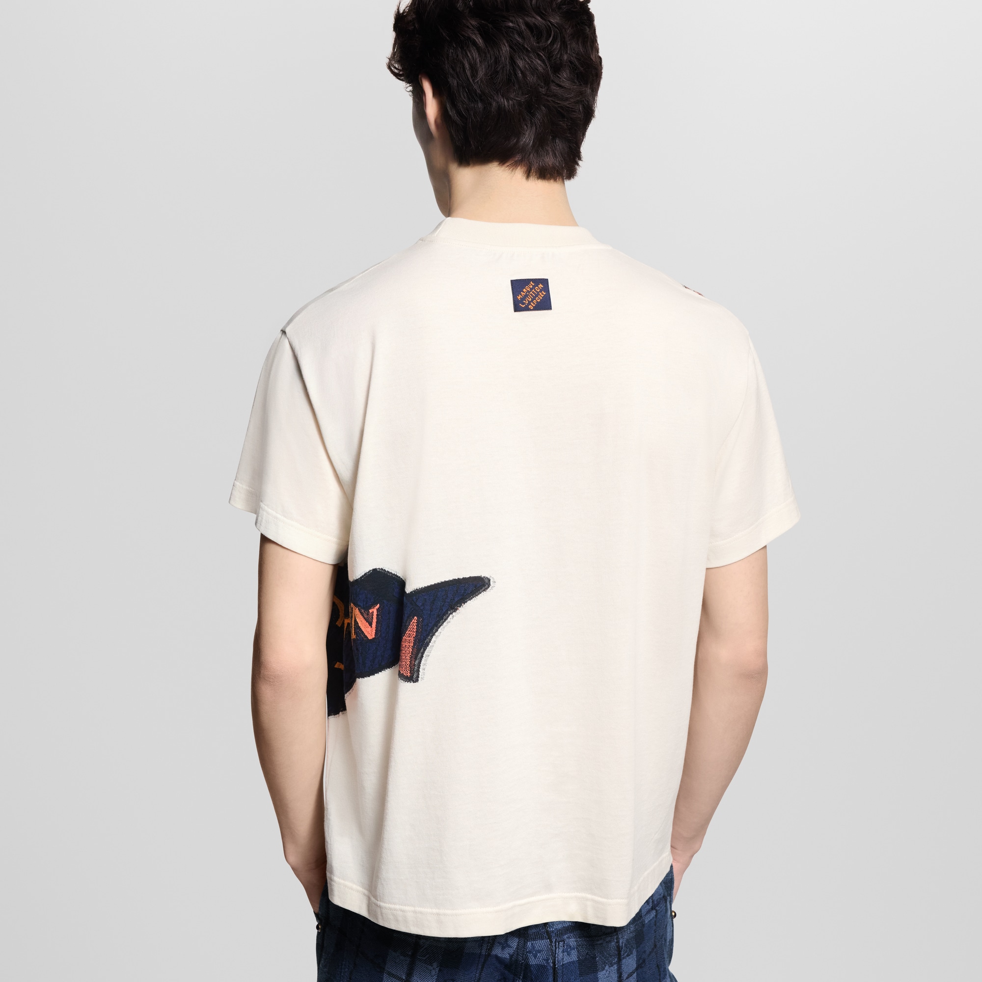  Ready-to-Wear T-Shirts and Polos Intarsia Graphic T-Shirt | Louis Vuitton ® (Product zoom)