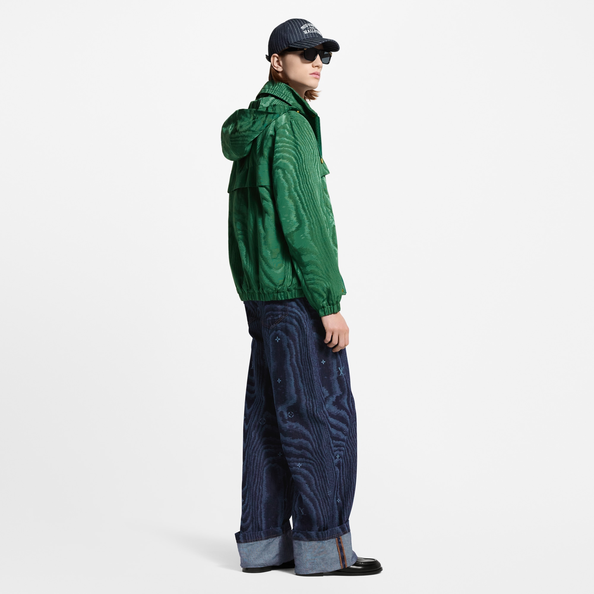  Ready-to-Wear Coats and Outerwear Jacquard Signature Windbreaker | Louis Vuitton ® (Product zoom)