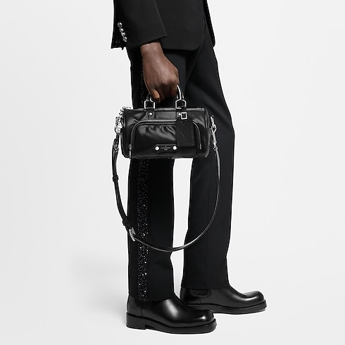 Other Leather Men's Bags LV Icons Keepall Cargo Bandoulière 25 | Louis Vuitton ® (Product zoom)