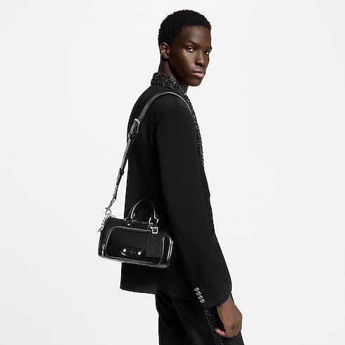 Other Leather Men's Bags LV Icons Keepall Cargo Bandoulière 25 | Louis Vuitton ® (Product zoom)