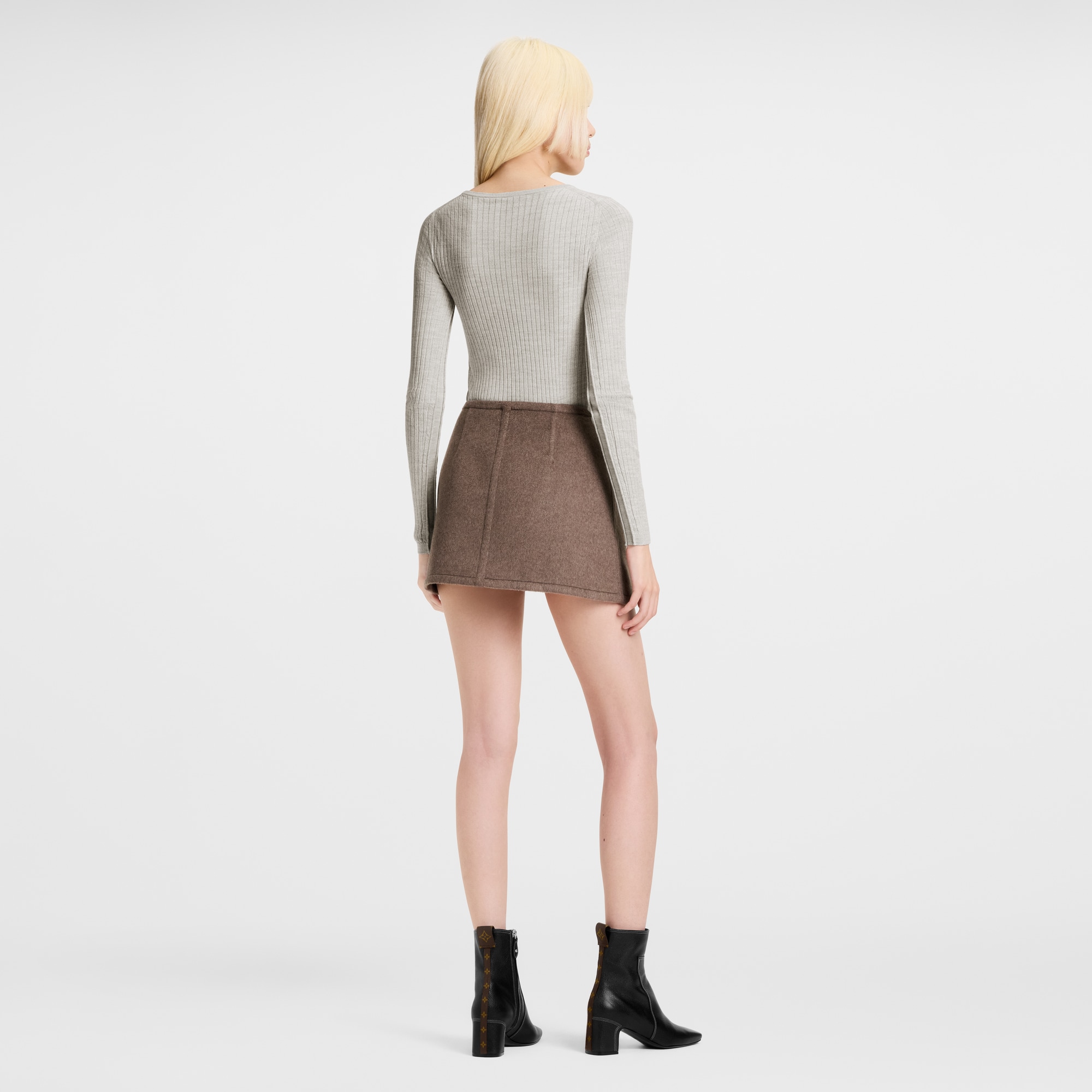  Ready-to-Wear Skirts and Shorts Lace Tie Mini Wrap Skirt | Louis Vuitton ® (Product zoom)