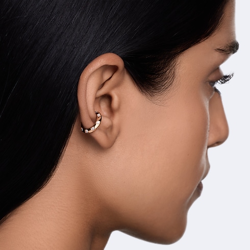 Categories Earrings Le Damier de Louis Vuitton Earcuff, Rose Gold and Diamonds | Louis Vuitton ® (Product zoom)