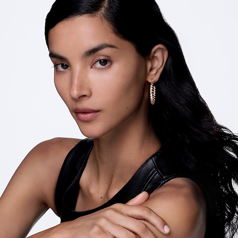 Categories Earrings Le Damier de Louis Vuitton Large Hoops, Rose Gold and Diamonds | Louis Vuitton ® (Product zoom)