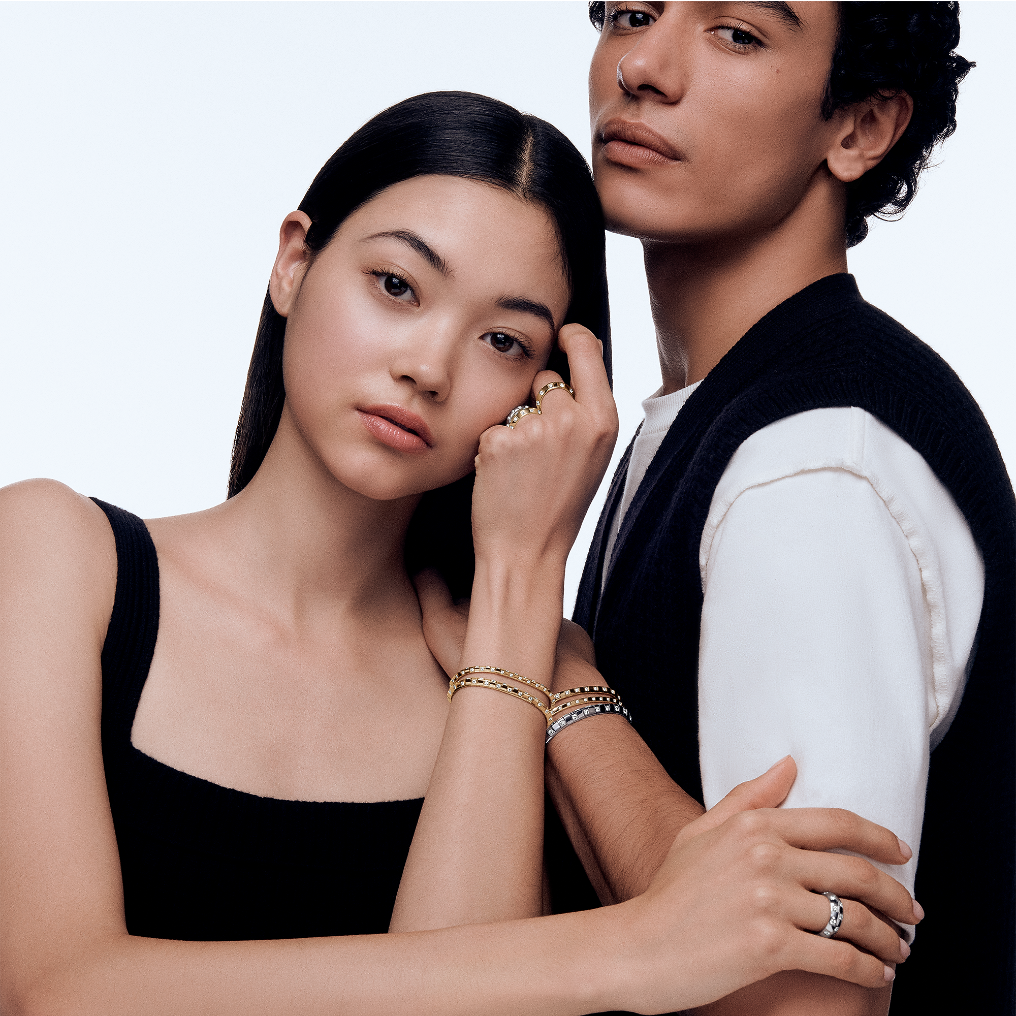 Le Damier de Louis Vuitton Medium Bracelet, Yellow Gold and Diamonds