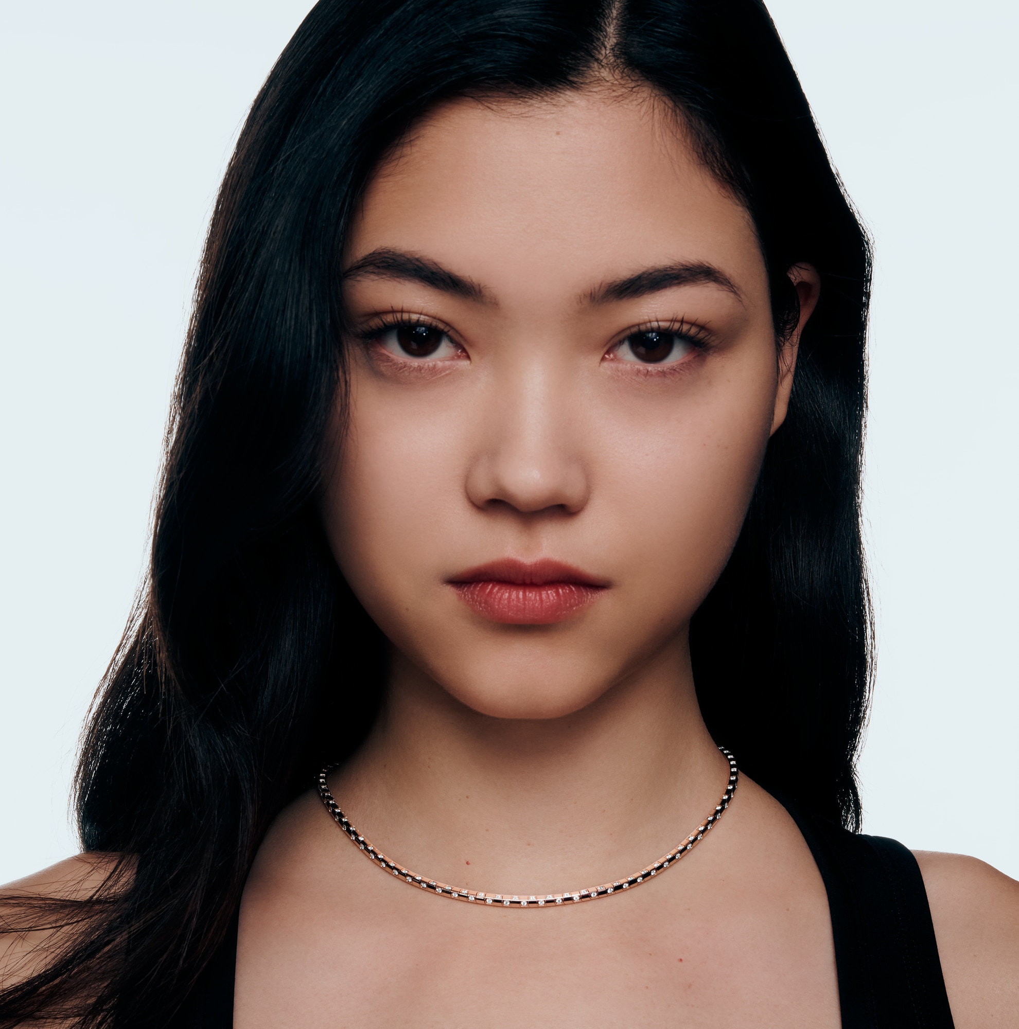  Categories Necklaces and Pendants  Le Damier de Louis Vuitton Small Necklace, Rose Gold and Diamonds | Louis Vuitton ® (Product zoom)