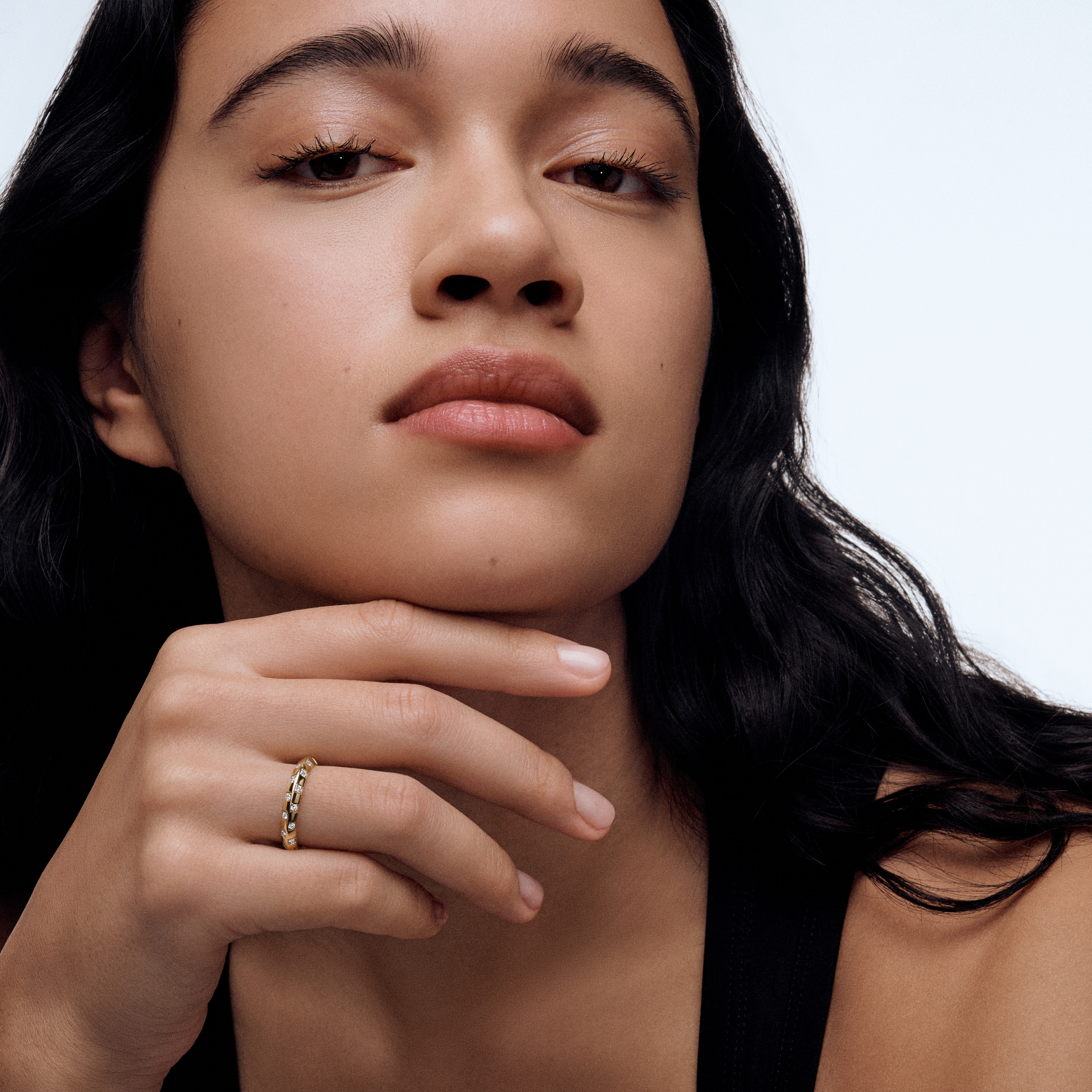  Categories Rings Le Damier de Louis Vuitton Small Ring, Yellow Gold and Diamonds | Louis Vuitton ® (Product zoom)