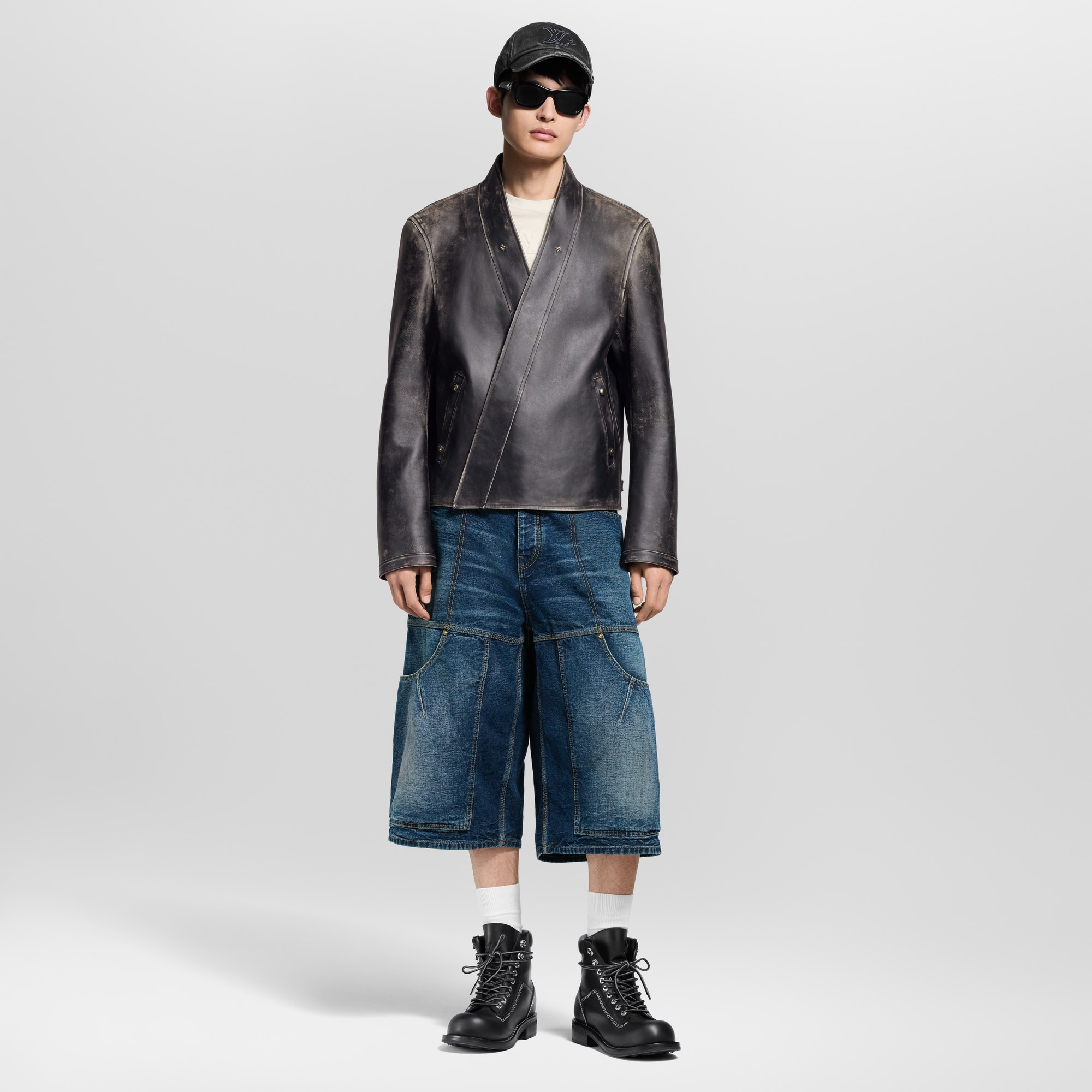  Ready-to-Wear Coats and Outerwear Leather Karate Jacket | Louis Vuitton ® (Product zoom)