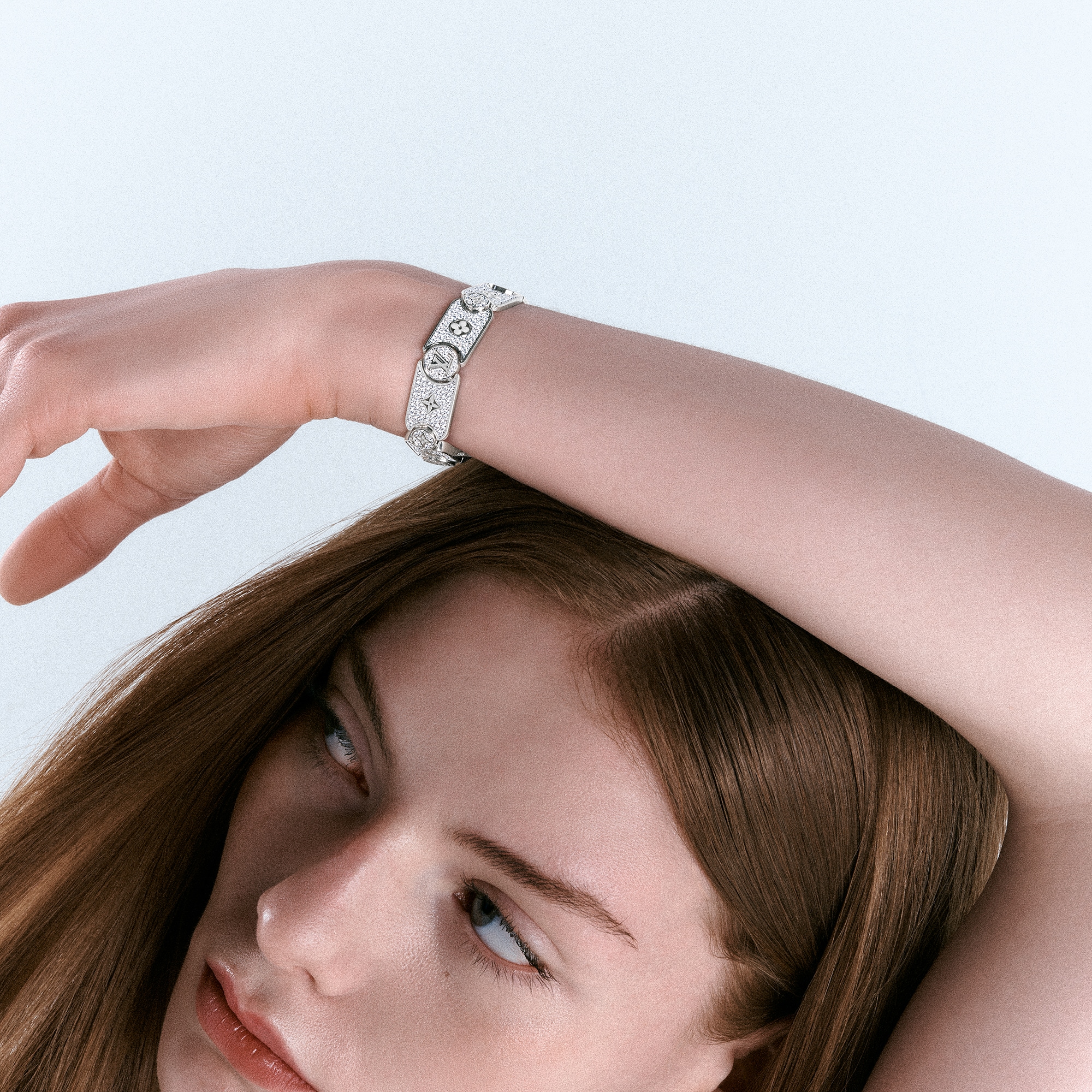  Categories Bracelets Les Gastons Vuitton Masterpiece Gourmette Bracelet, White Gold and Diamonds | Louis Vuitton ® (Product zoom)