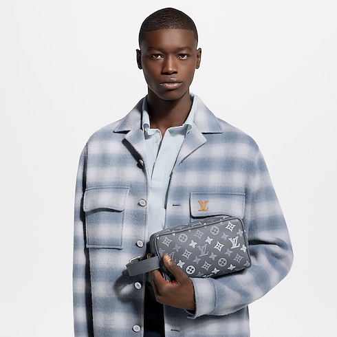 Monogram Shadow Travel Travel Accessories Locker Dopp Kit | Louis Vuitton ® (Product zoom)