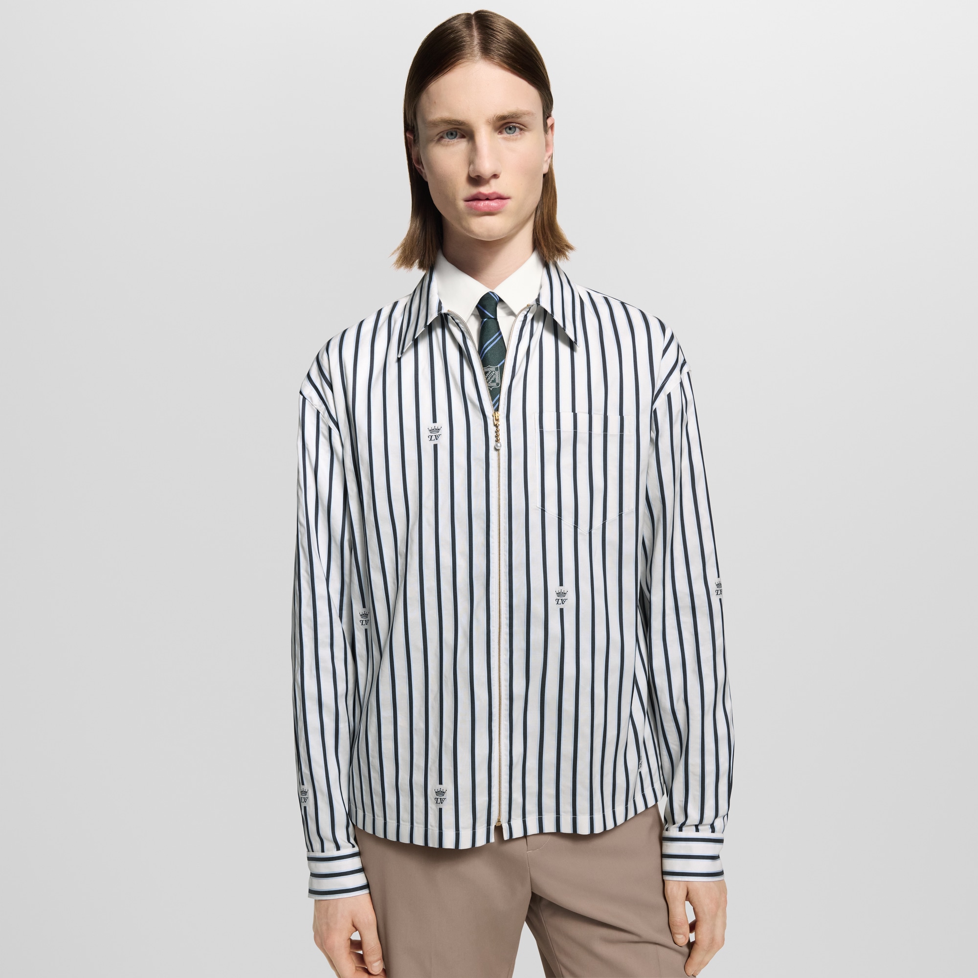  Ready-to-Wear Shirts Long-Sleeved Zip-Up Shirt | Louis Vuitton ® (Product zoom)
