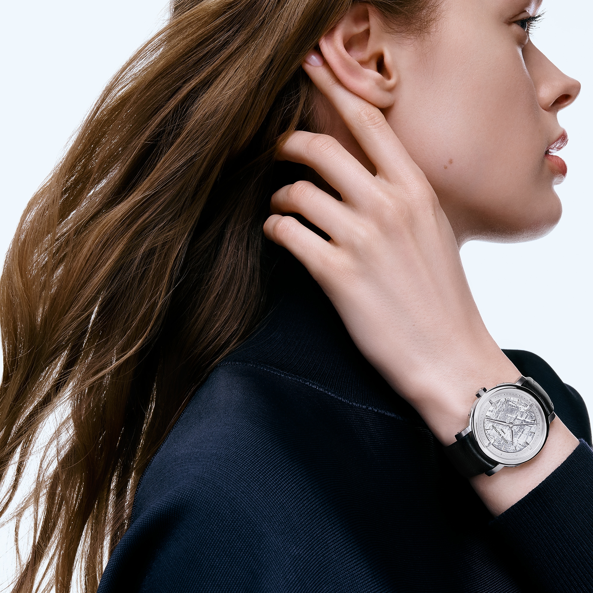 Louis Vuitton Escale, Automatic, 39mm, Platinum