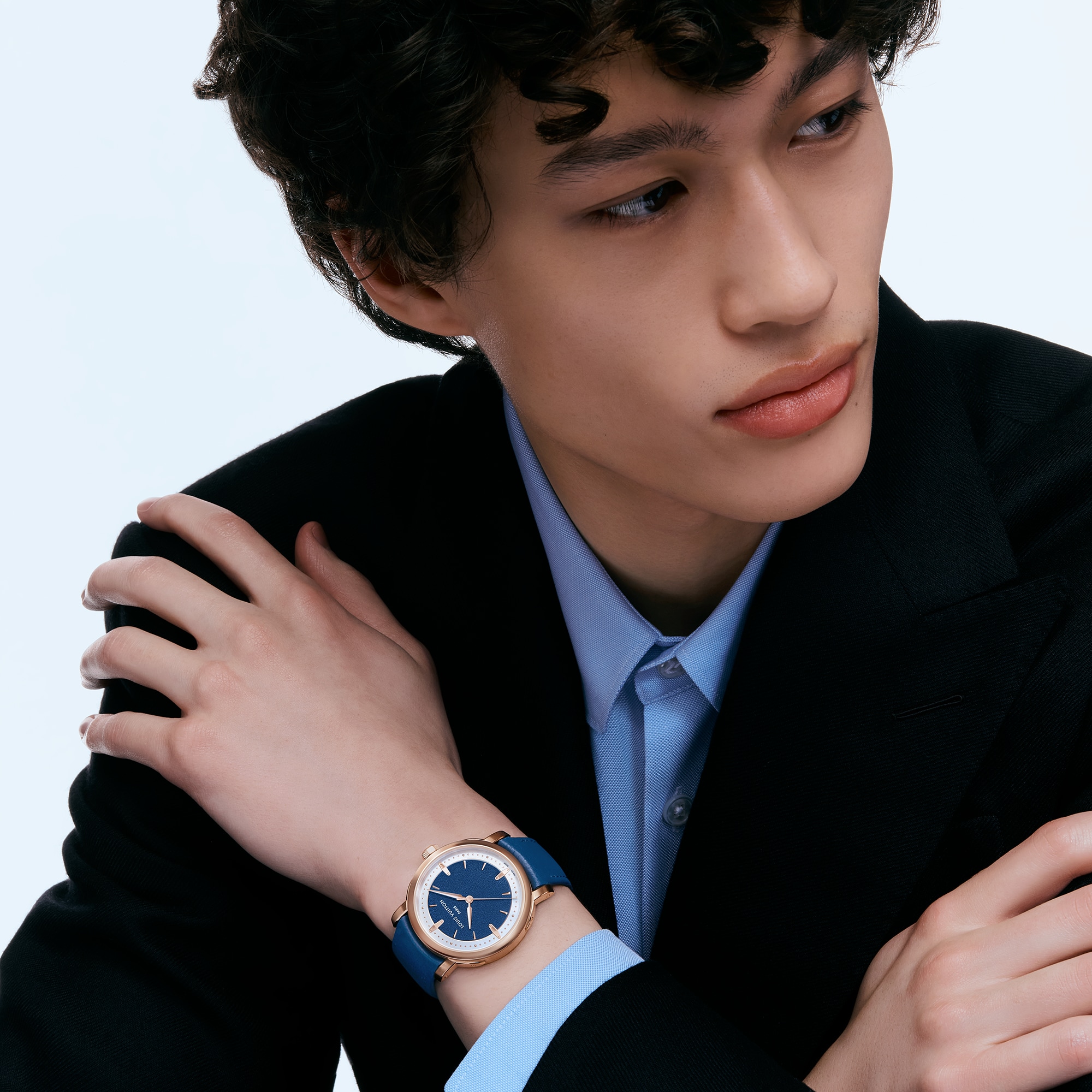  All Watches } Louis Vuitton Escale, Automatic, 39mm, Rose Gold | Louis Vuitton ® (Product zoom)