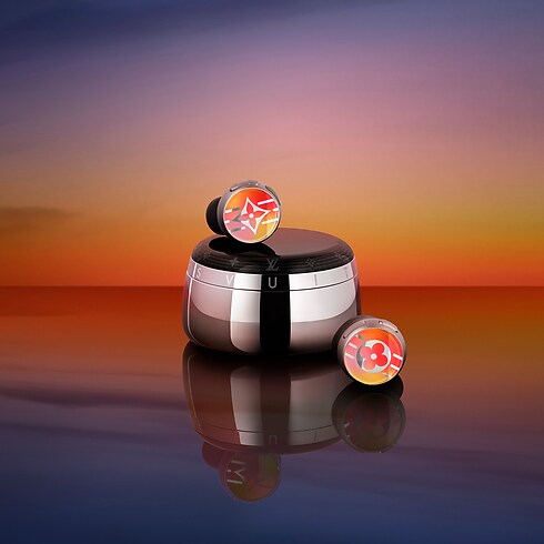 Tech Objects and Accessories Audio, Connected Watches and Accessories Louis Vuitton Horizon Light Up Earphones - Red-to-Orange Gradient | Louis Vuitton ® (Product zoom)