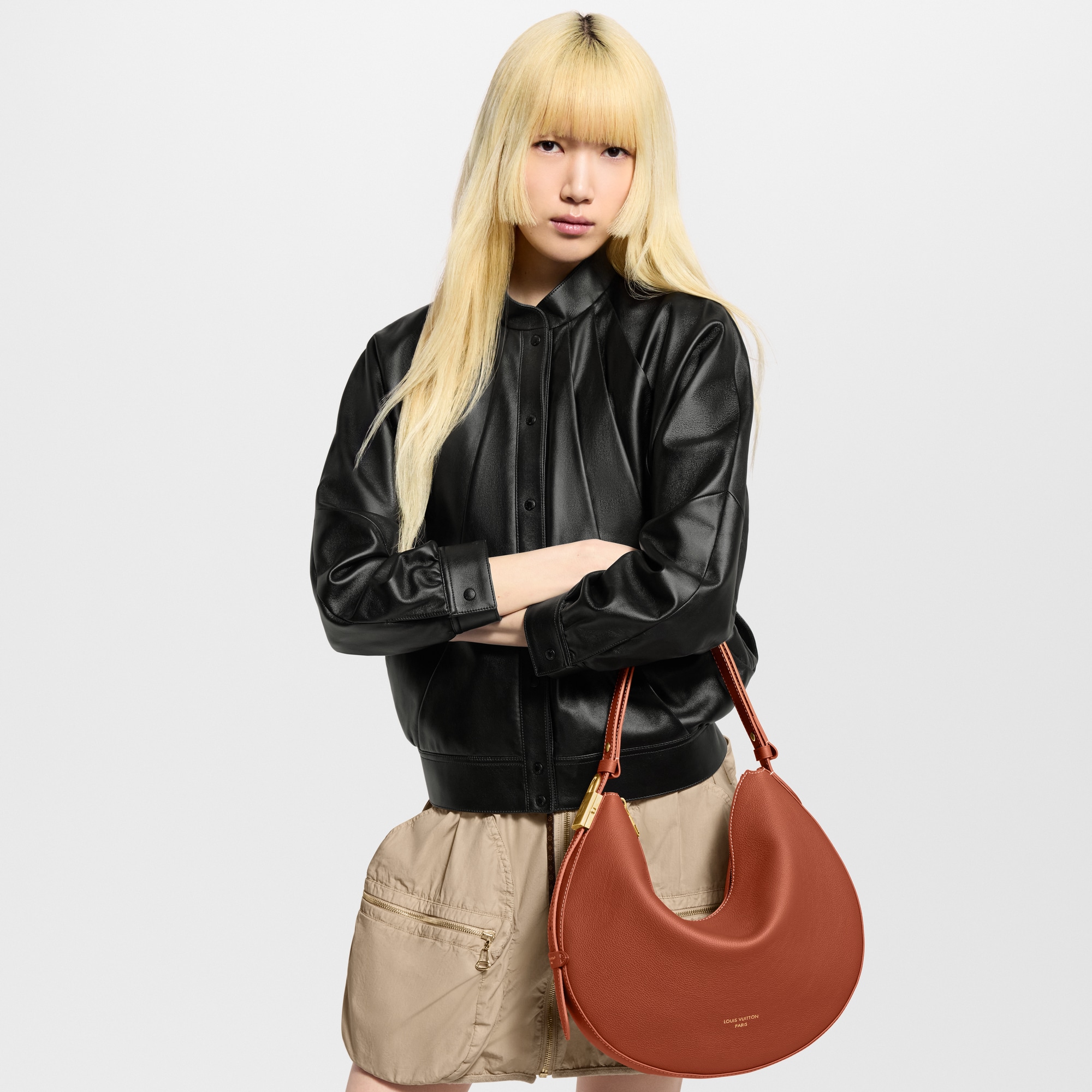 Low Key Handbags All Handbags Low Key Cookie MM | Louis Vuitton ® (Product zoom)