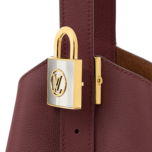 Other Leather Handbags All Handbags Low Key Hobo MM | Louis Vuitton ® (Product zoom)