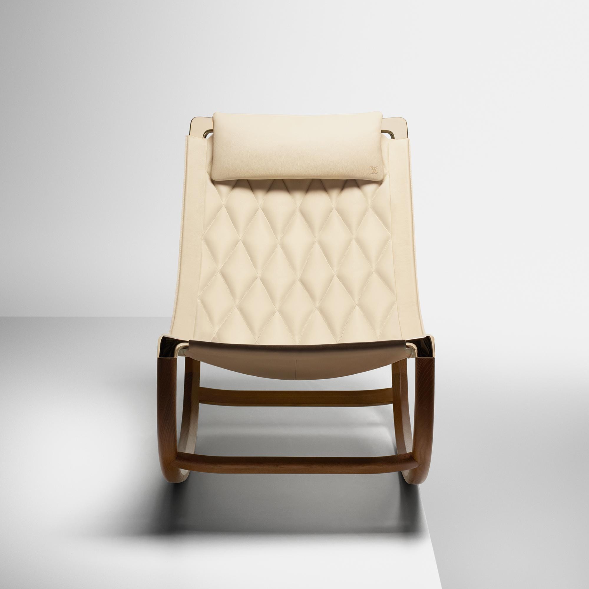  Home and Art of Dining Objets Nomades - Furniture Collection Lune Chair By Marcel Wanders | Louis Vuitton ® (Product zoom)