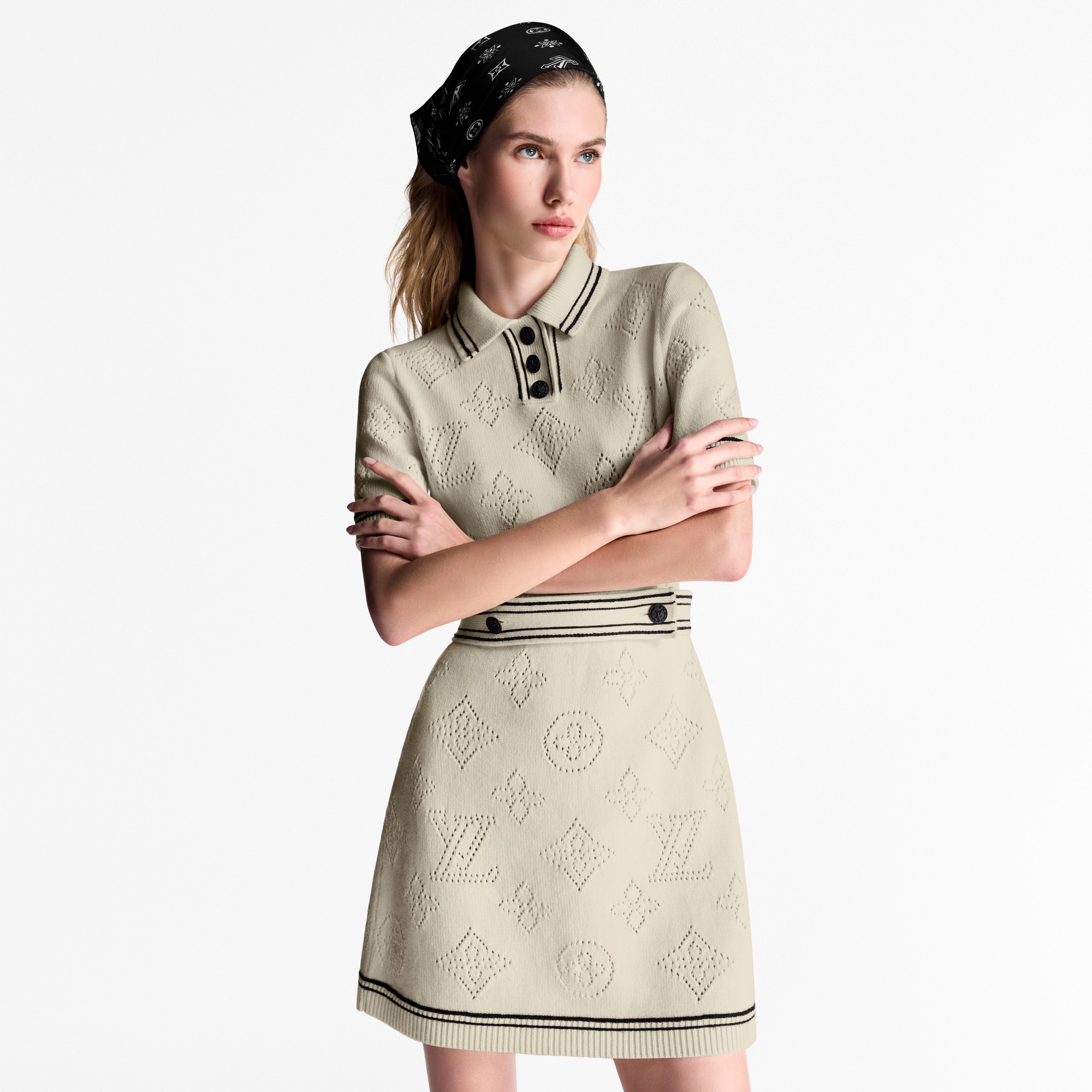 S00 Accessories Silk Squares and Bandeaus  LV Bandana Square 55 | Louis Vuitton ® (Product zoom)