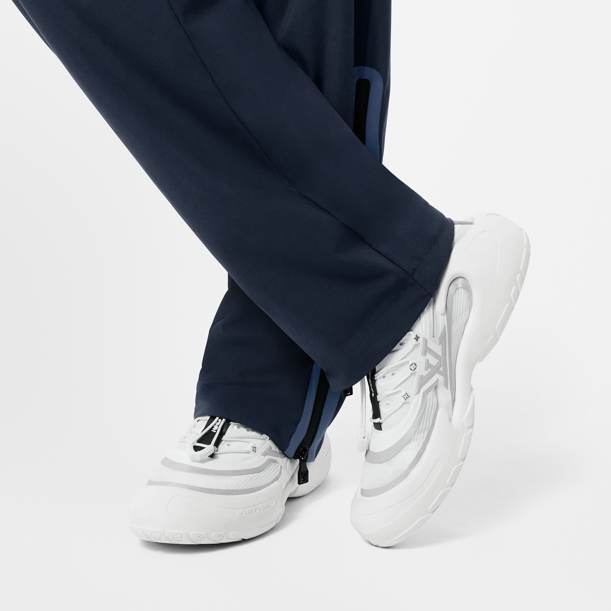  Shoes Sneakers LV Barracuda Sneaker | Louis Vuitton ® (Product zoom)