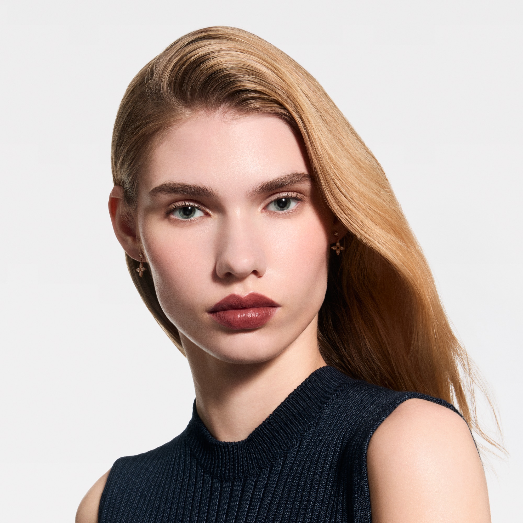 Lips } LV Baume - Lip Balm | Louis Vuitton ® (Product zoom)