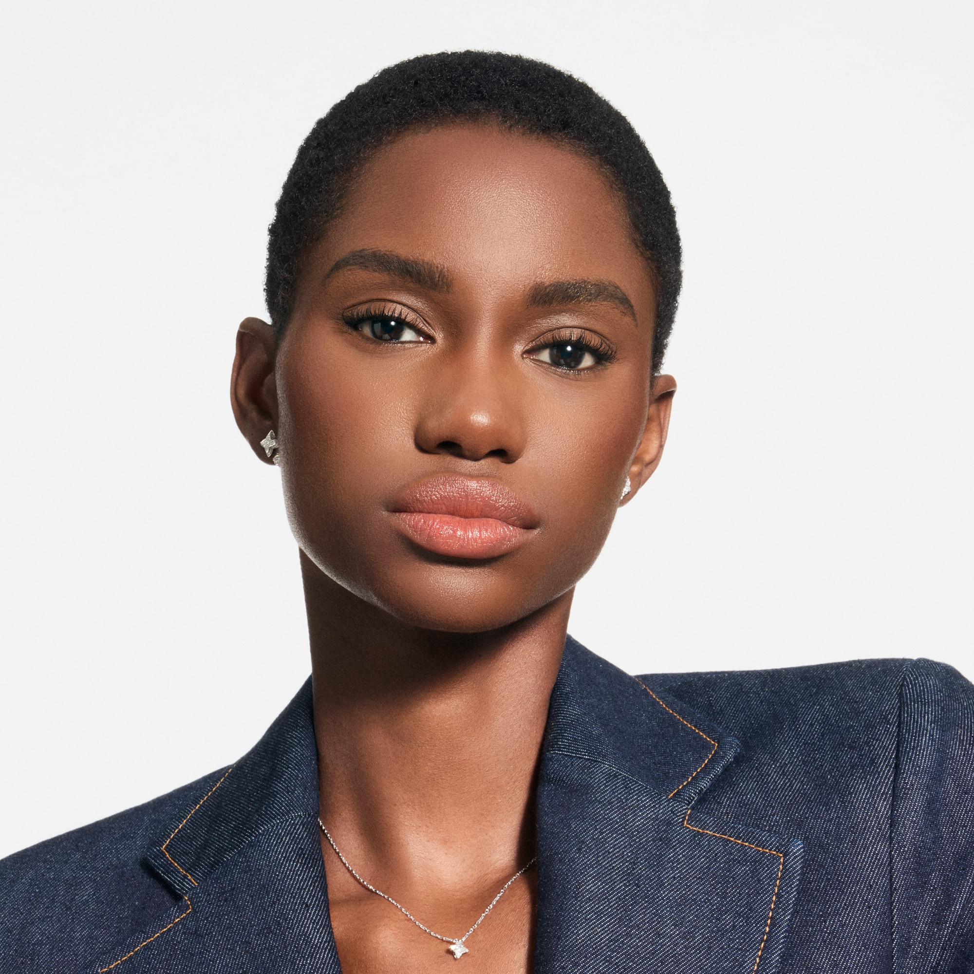  Lips } LV Baume - Lip Balm | Louis Vuitton ® (Product zoom)