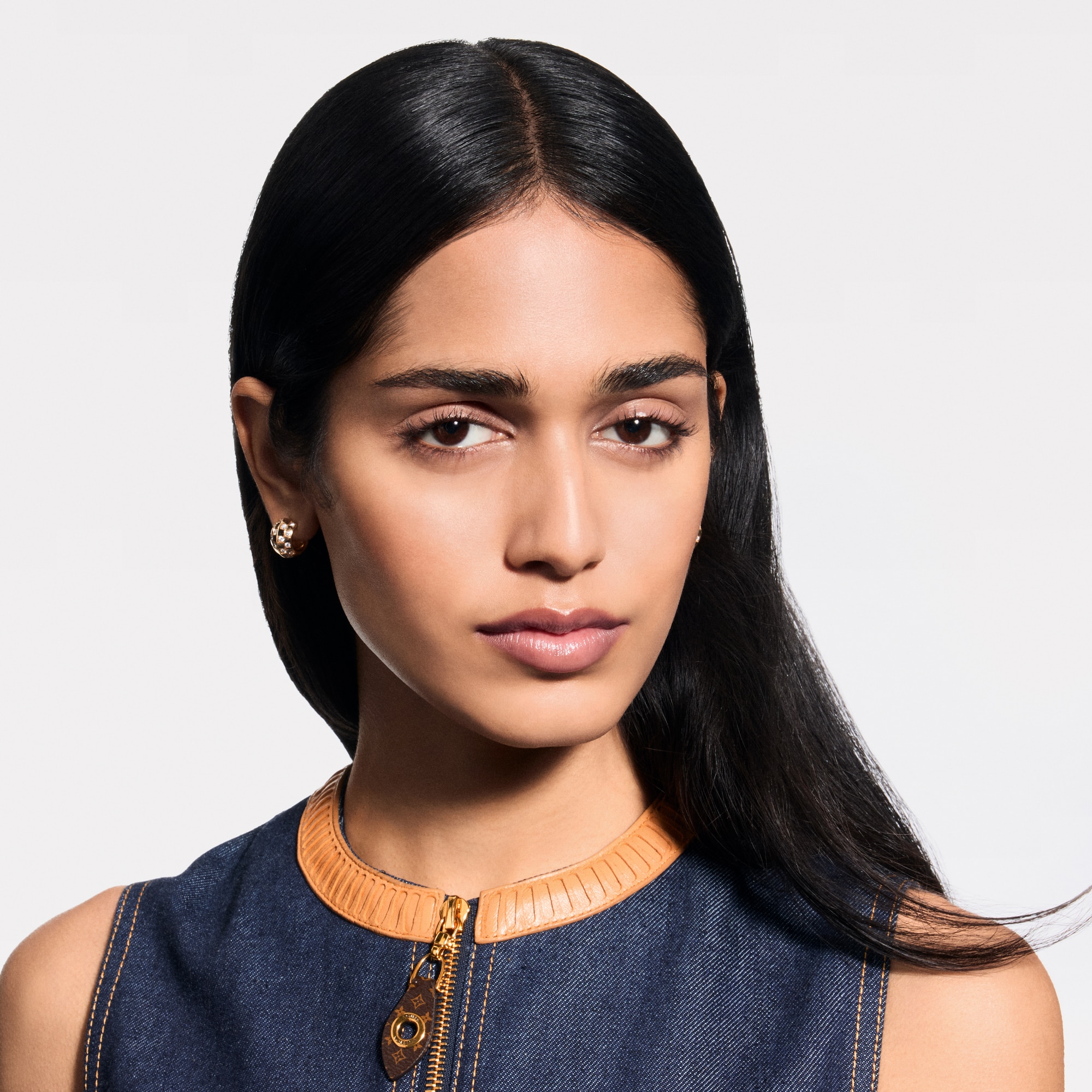  Lips } LV Baume - Lip Balm Refill | Louis Vuitton ® (Product zoom)