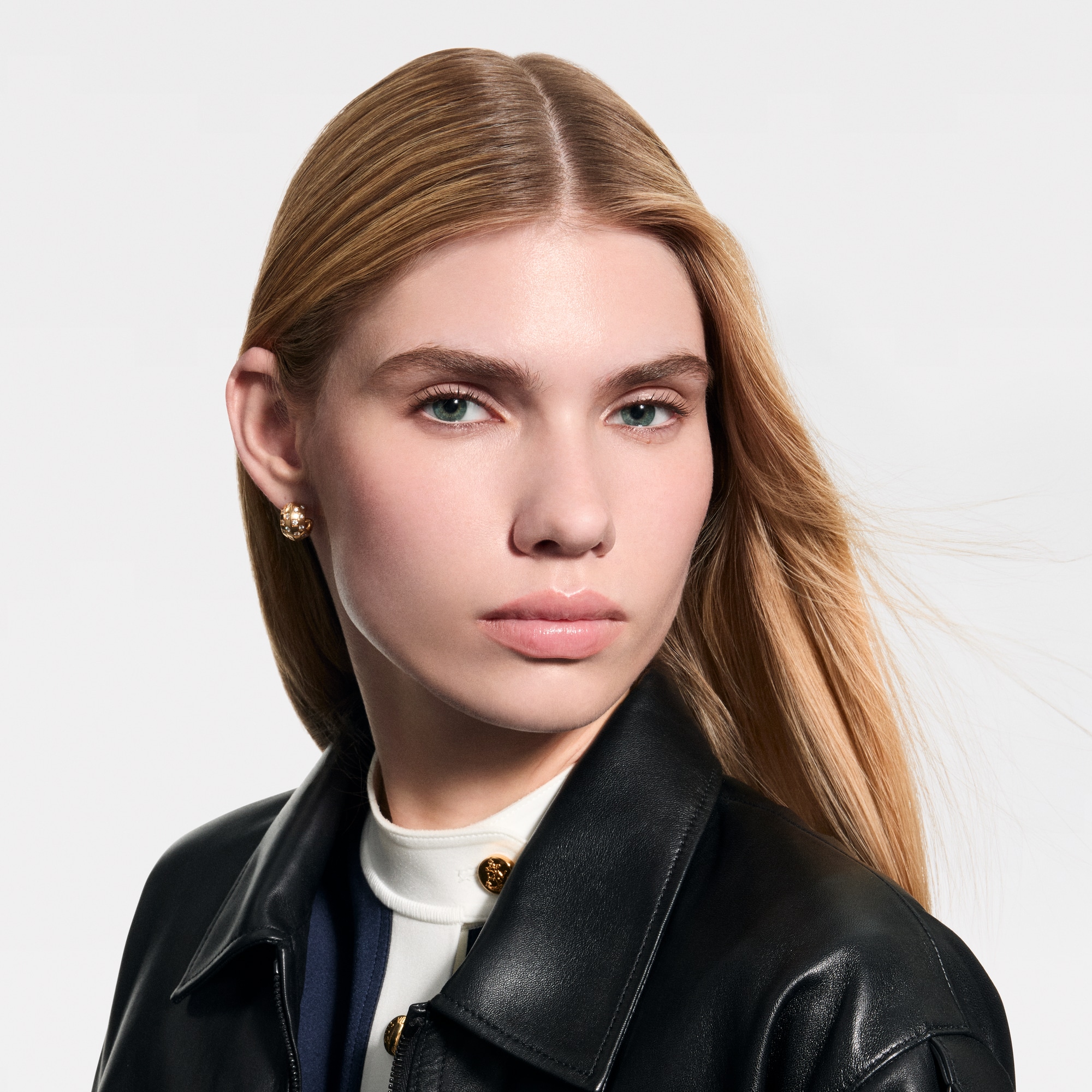  Lips } LV Baume - Lip Balm Refill | Louis Vuitton ® (Product zoom)