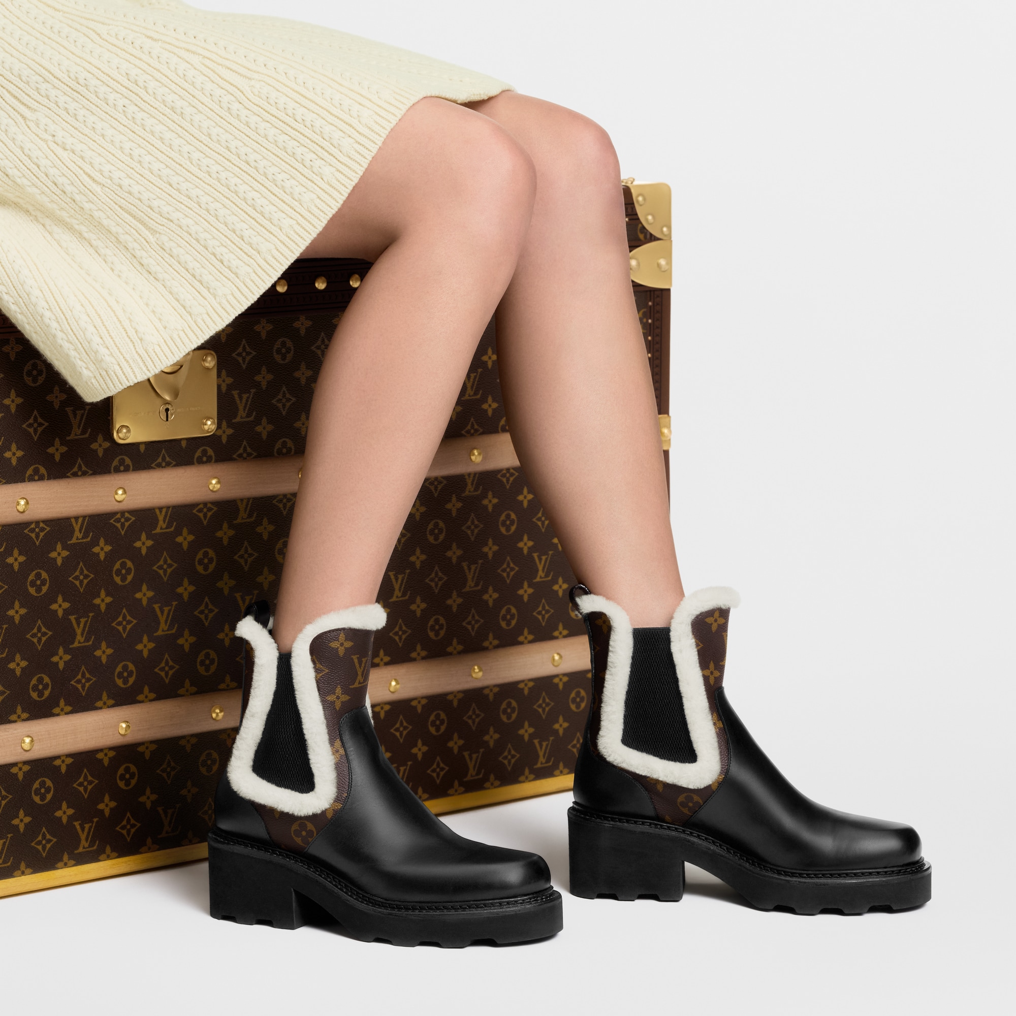  Shoes Boots and Ankle Boots LV Beaubourg Chelsea Boot | Louis Vuitton ® (Product zoom)
