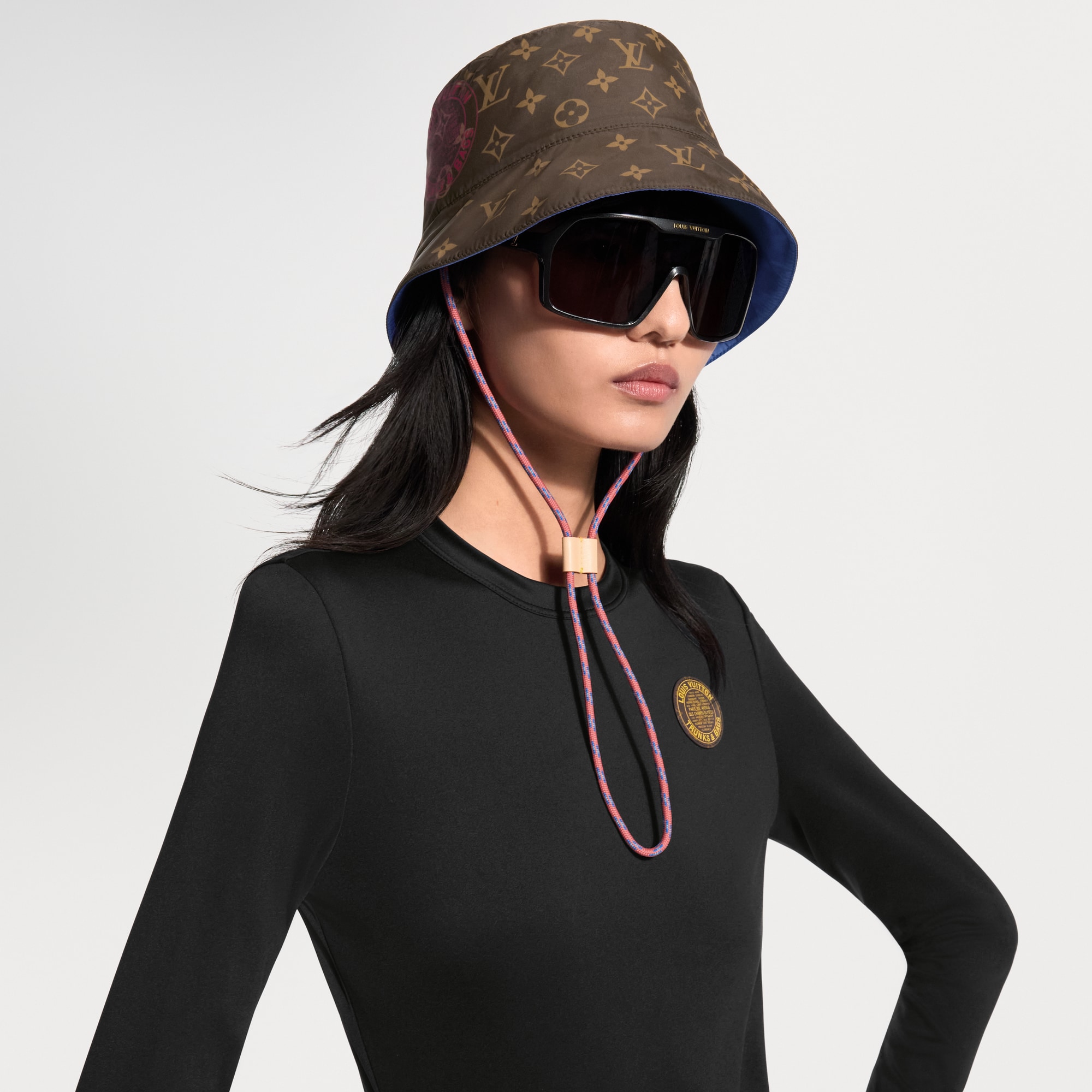 Louis Vuitton Monogram Dailygram Bucket Hat Black/Beige Reversible Medium Louis Vuitton Nylon Monogram Reversible Bob Bucket Hat S  main image 3