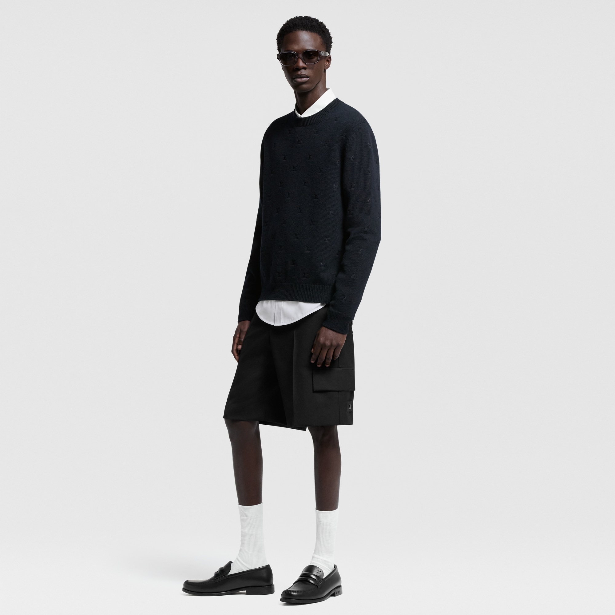  Ready-to-Wear All Ready-to-Wear LV Blason All Over Embroidered Crewneck | Louis Vuitton ® (Product zoom)