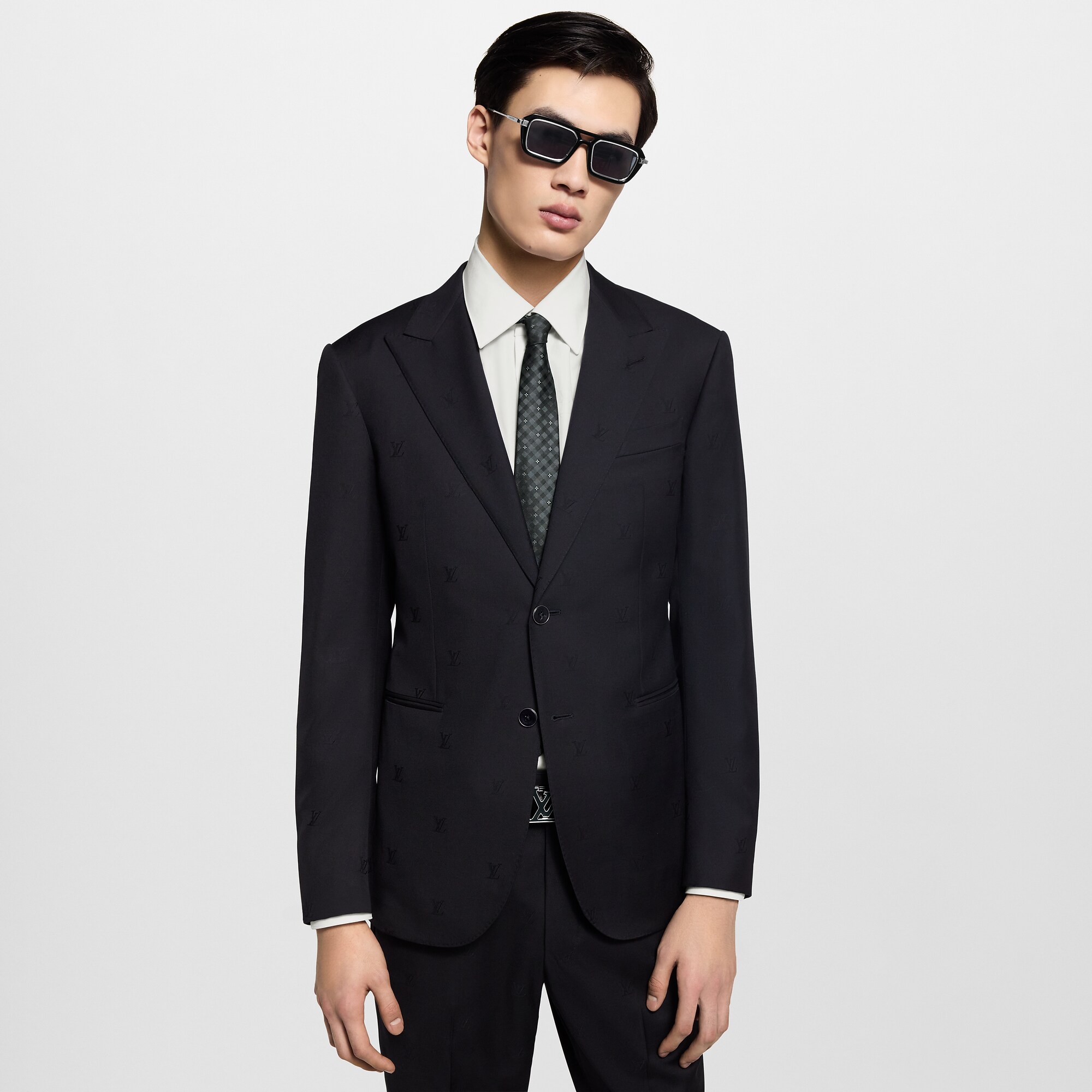 LV Blason Pont Neuf Suit