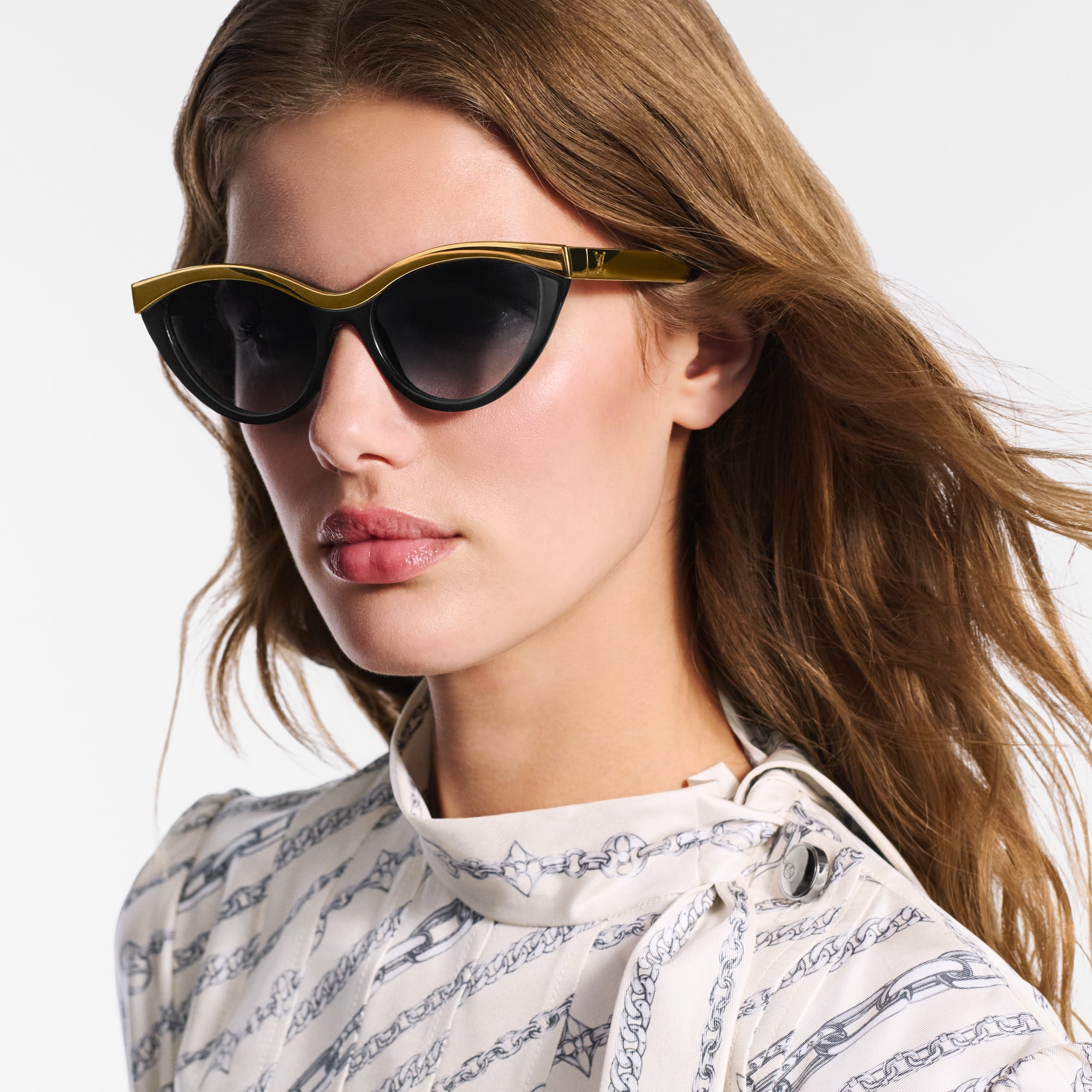S00 Accessories Sunglasses LV Blend Cat Eye Sunglasses | Louis Vuitton ® (Product zoom)