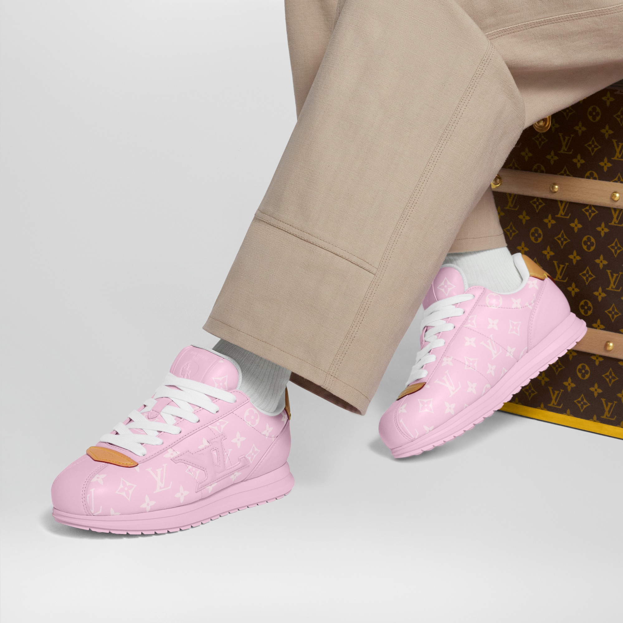  Shoes Sneakers LV BUTTERSOFT Sneaker | Louis Vuitton ® (Product zoom)