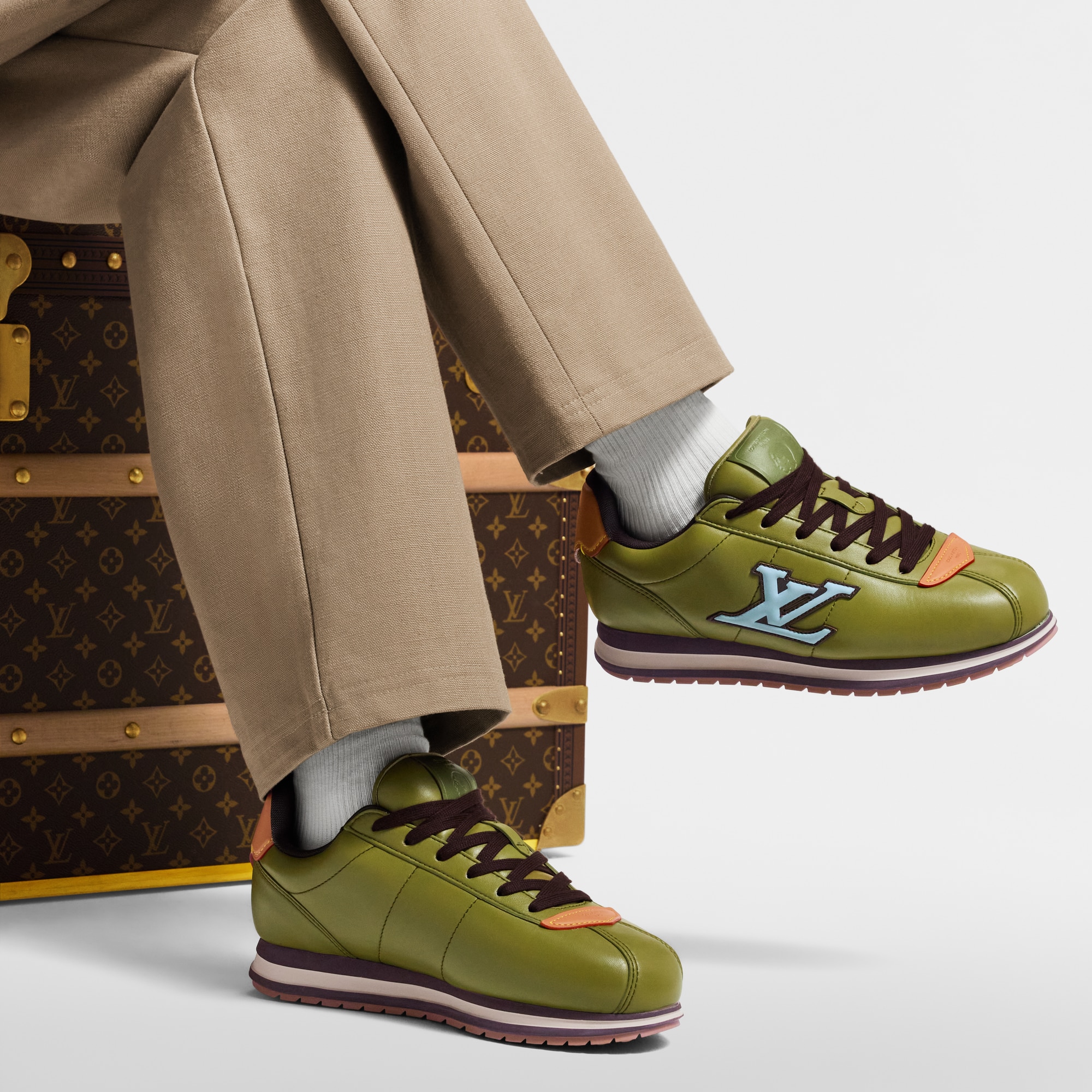  Shoes Sneakers LV BUTTERSOFT Sneaker | Louis Vuitton ® (Product zoom)