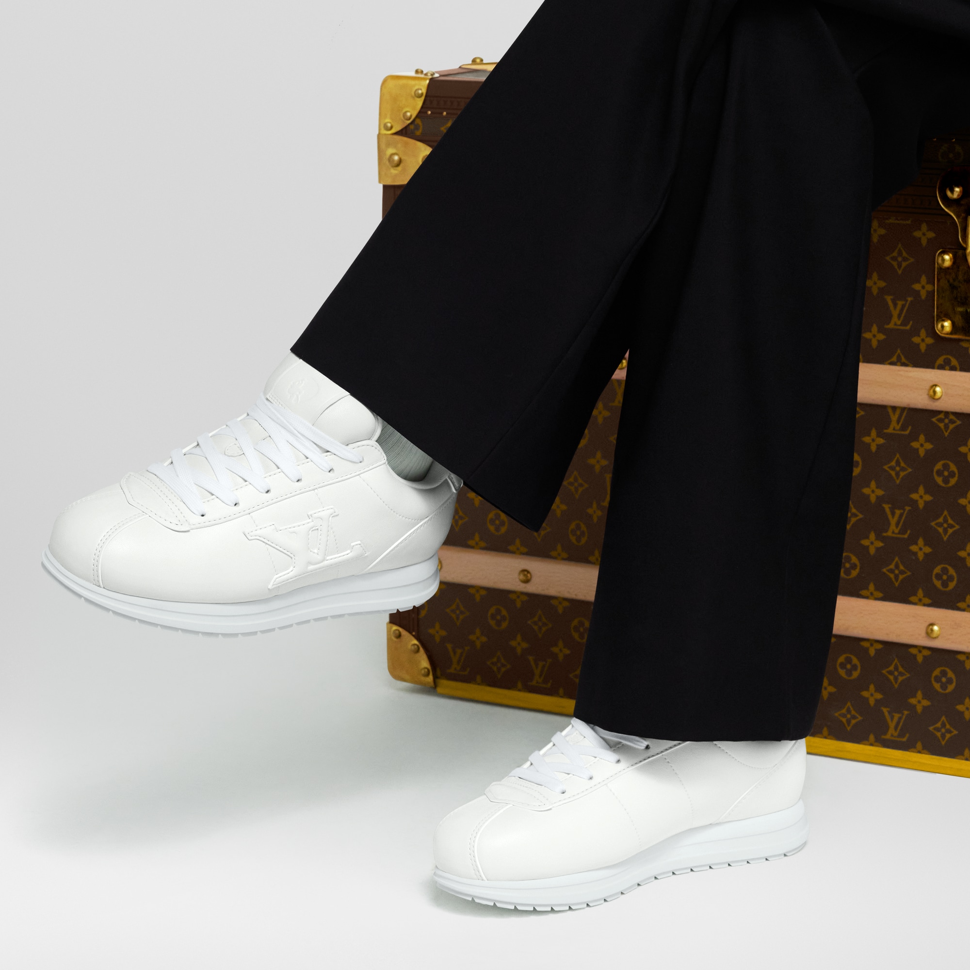  Shoes Sneakers LV BUTTERSOFT Sneaker | Louis Vuitton ® (Product zoom)