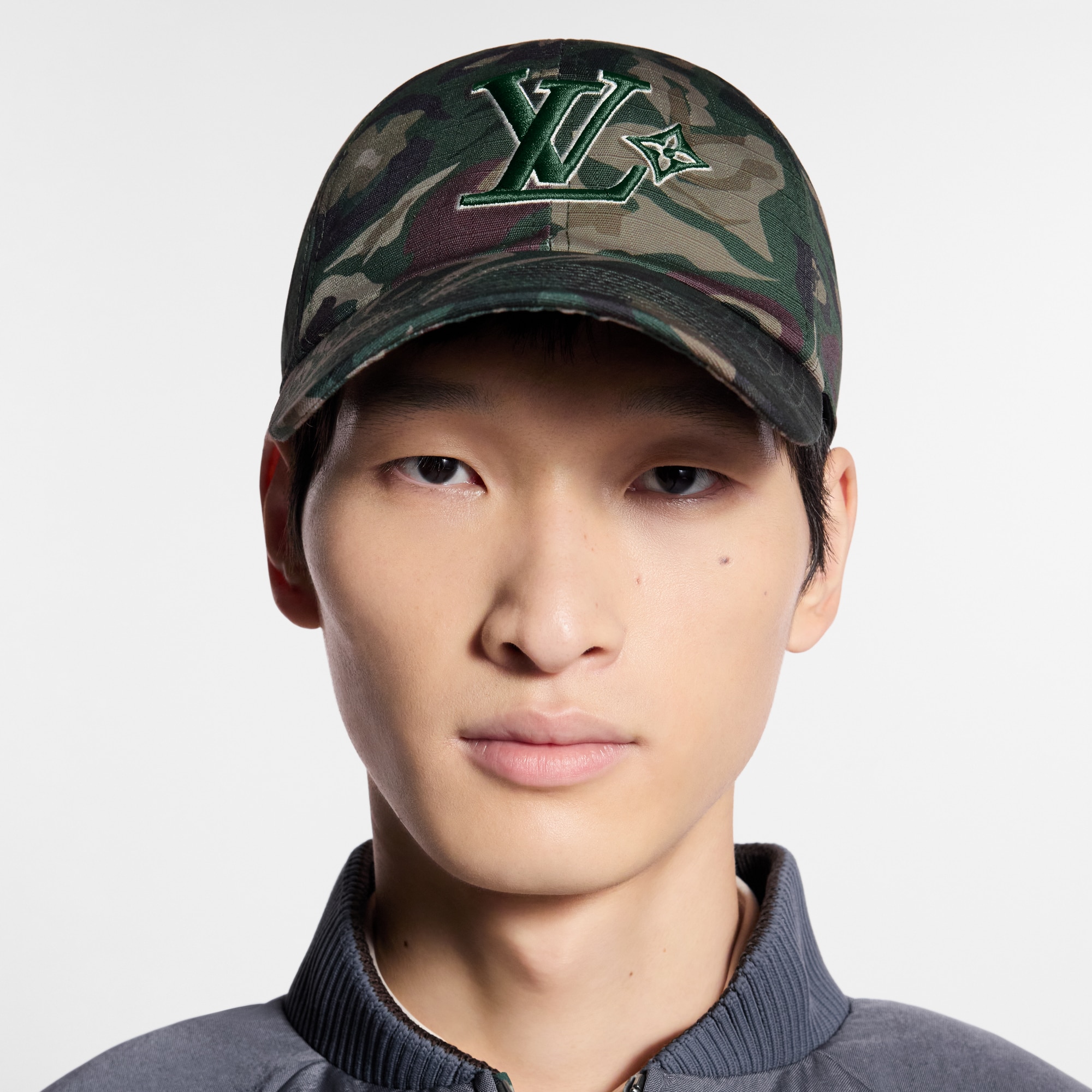 S00 Accessories Hats, Beanies and Gloves LV Camo Cap | Louis Vuitton ® (Product zoom)