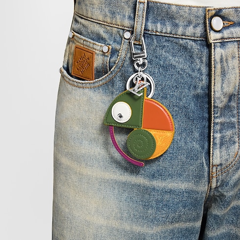 S00 Accessories Key Holders and Bag Charms LV Chameleon Key Holder and Bag Charm | Louis Vuitton ® (Product zoom)