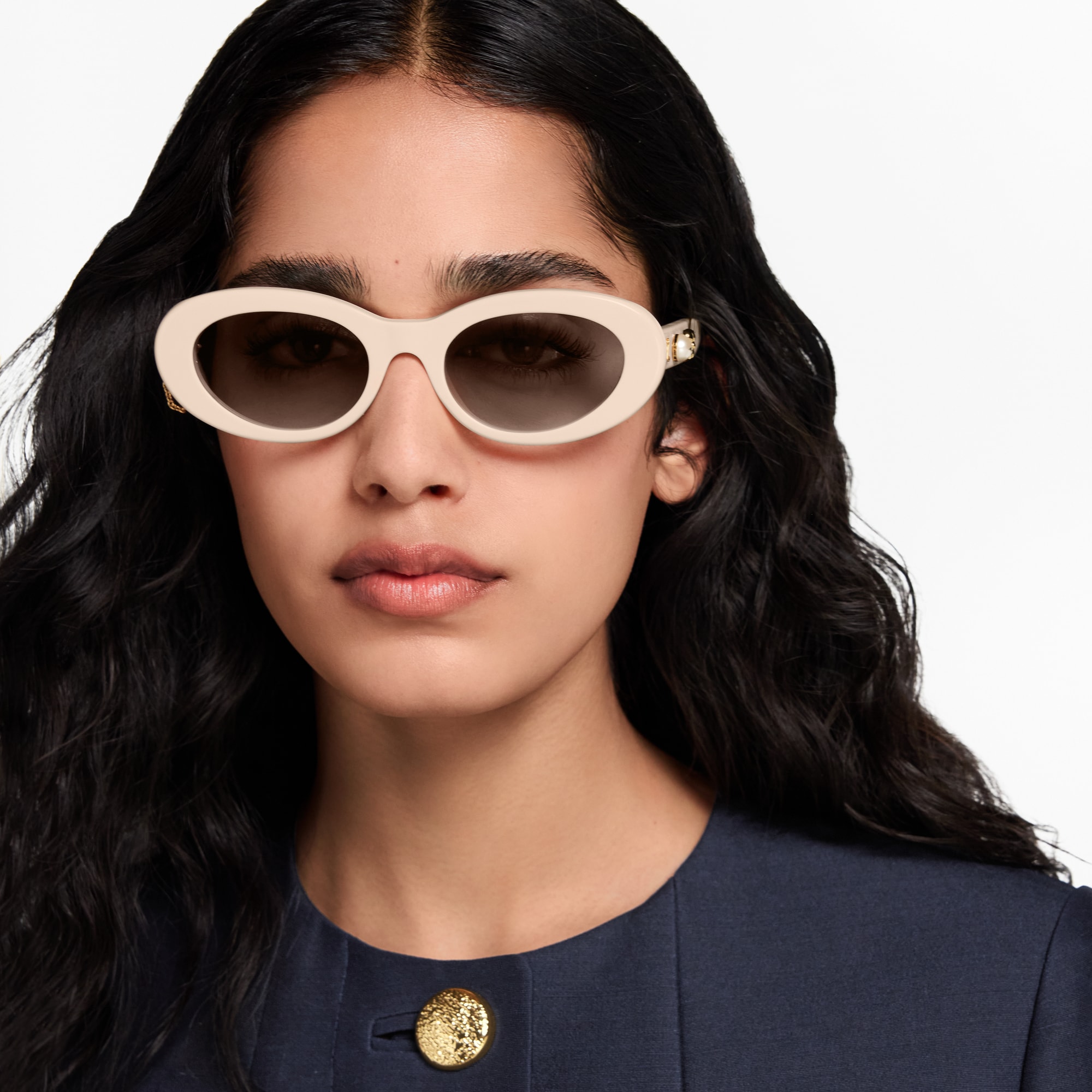 S00 Accessories Sunglasses LV Charms Oval Sunglasses | Louis Vuitton ® (Product zoom)